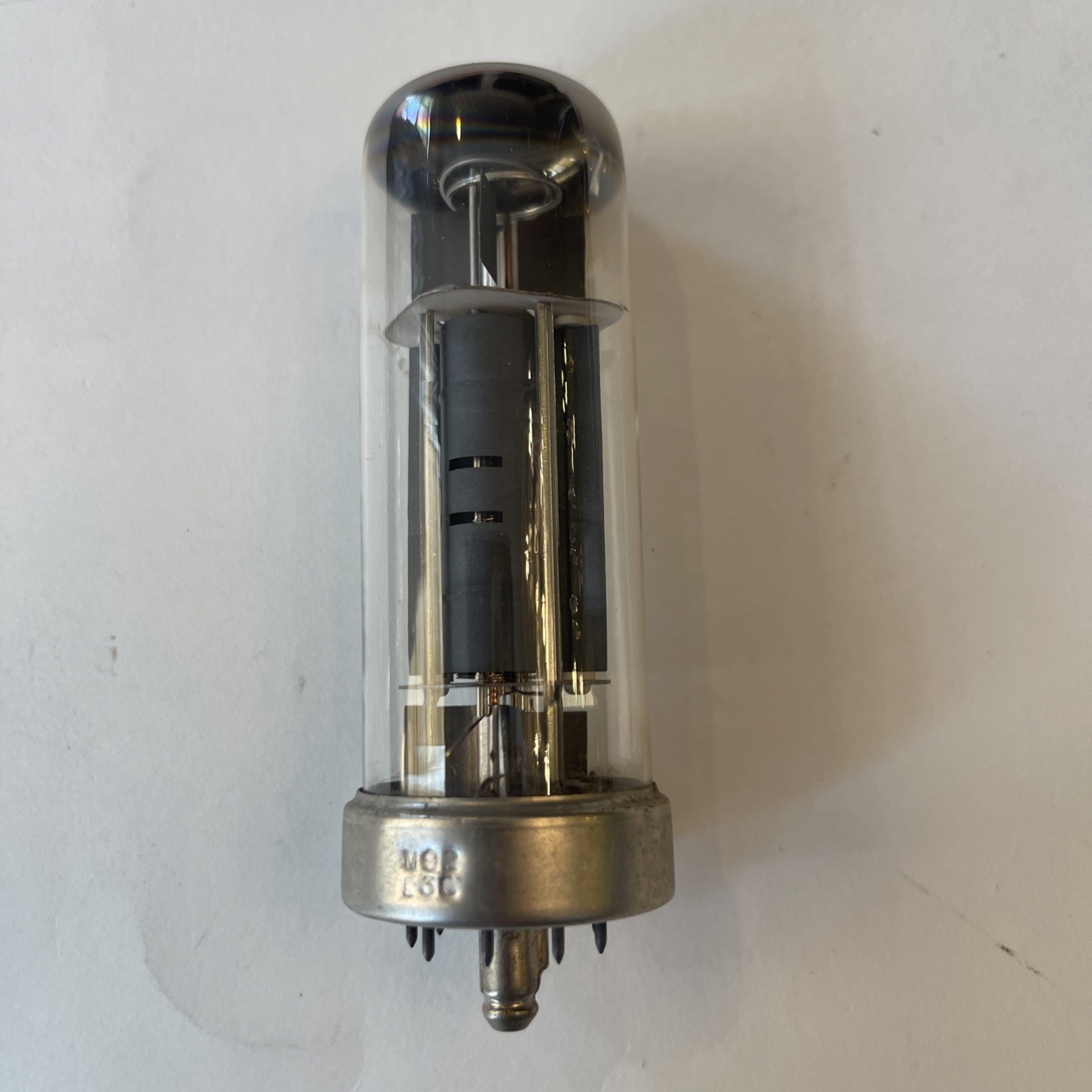 1x El60 Valvo Metal Base Double O Getter M92 L3C
