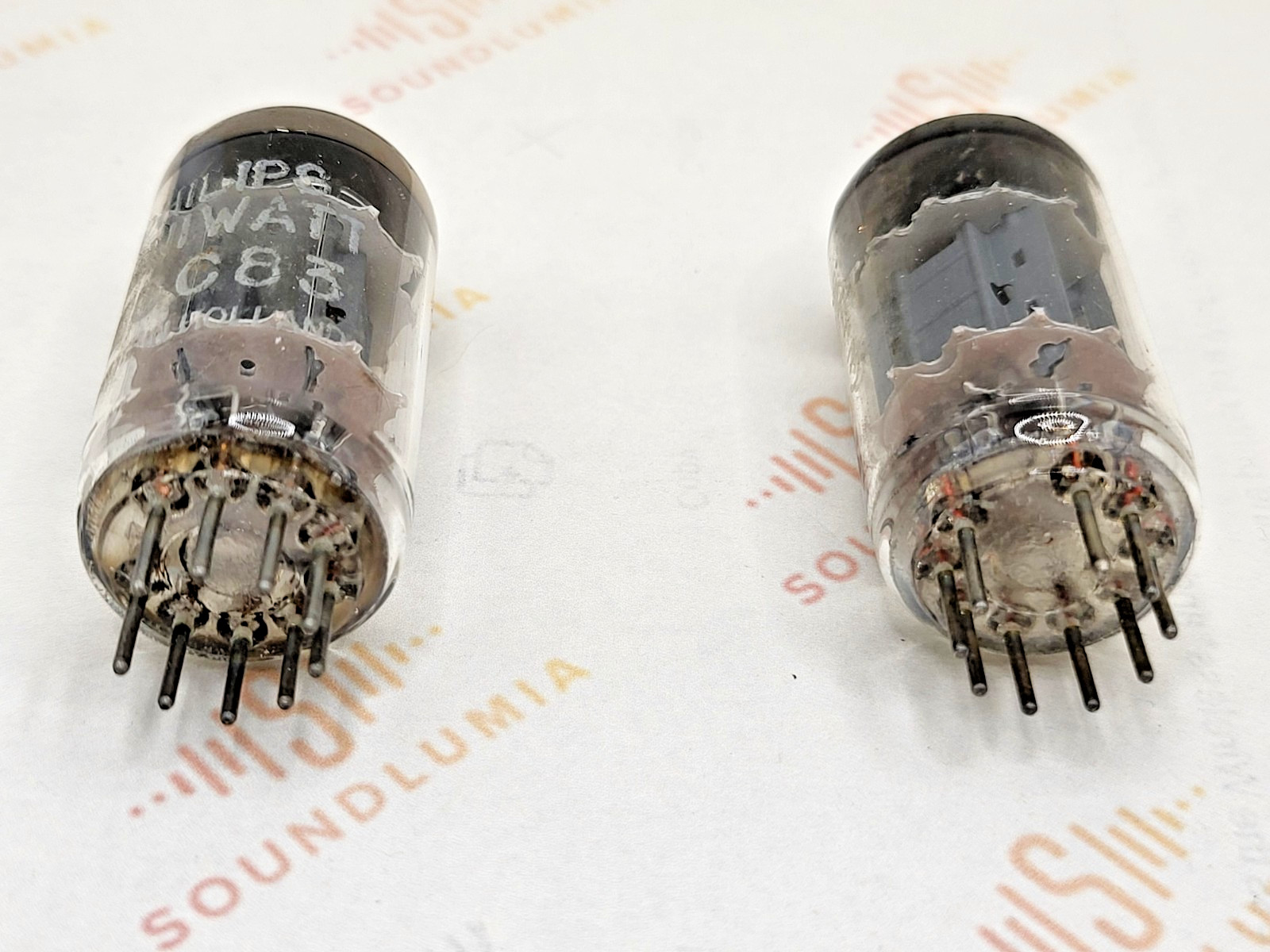 2x Philips ECC83 12AX7 Short Plates O-getter – Heerlen 1963/64 – Near NOS