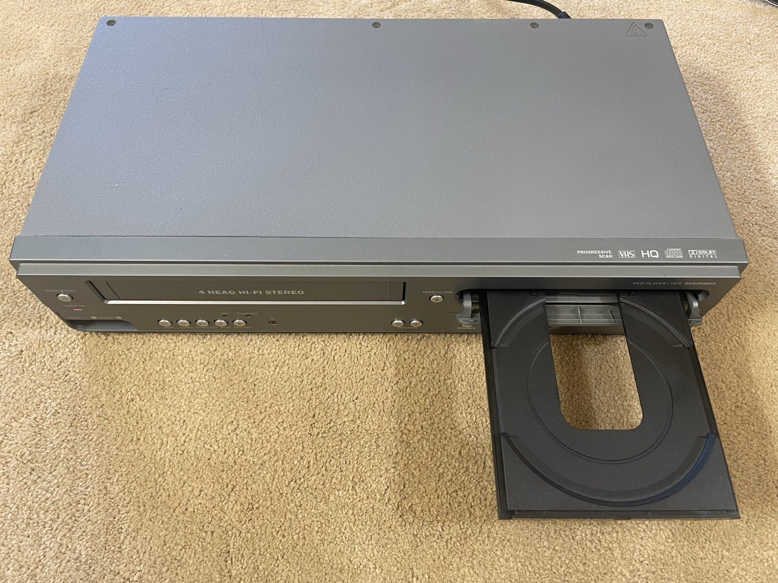 Magnavox DV225MG9 DVD/VCR Combo Player/Recorder W/ Remote TESTED WORKS