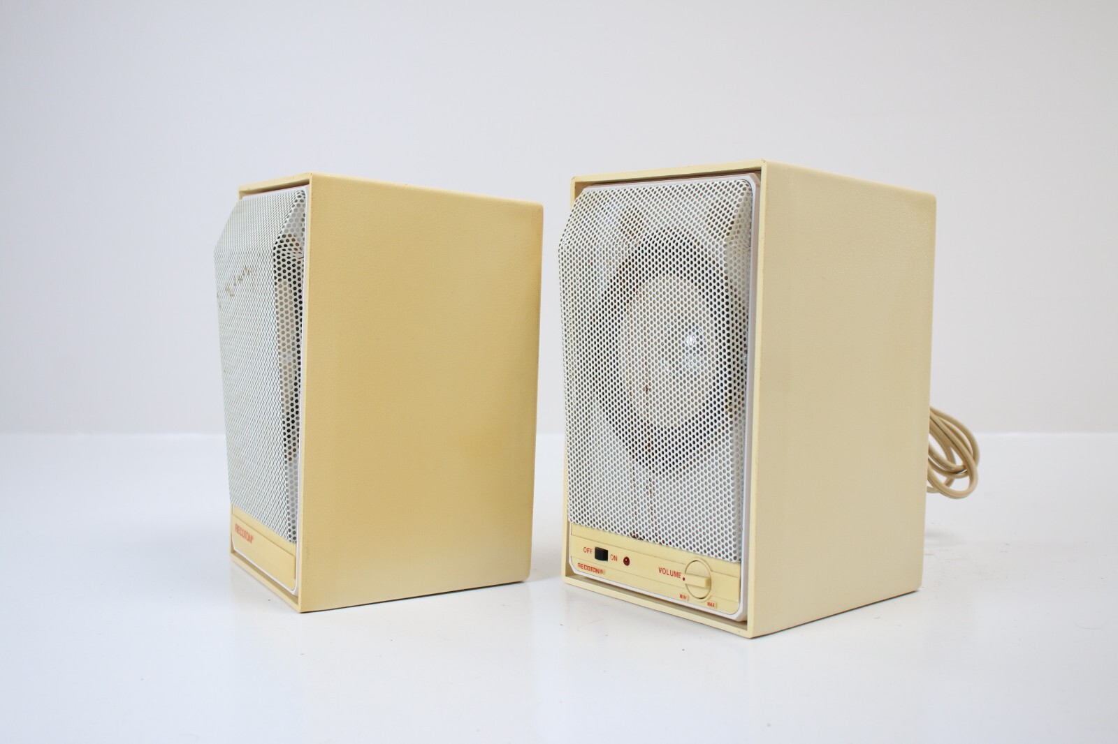 Vintage Recoton Speakers W100 Scholtz Technology