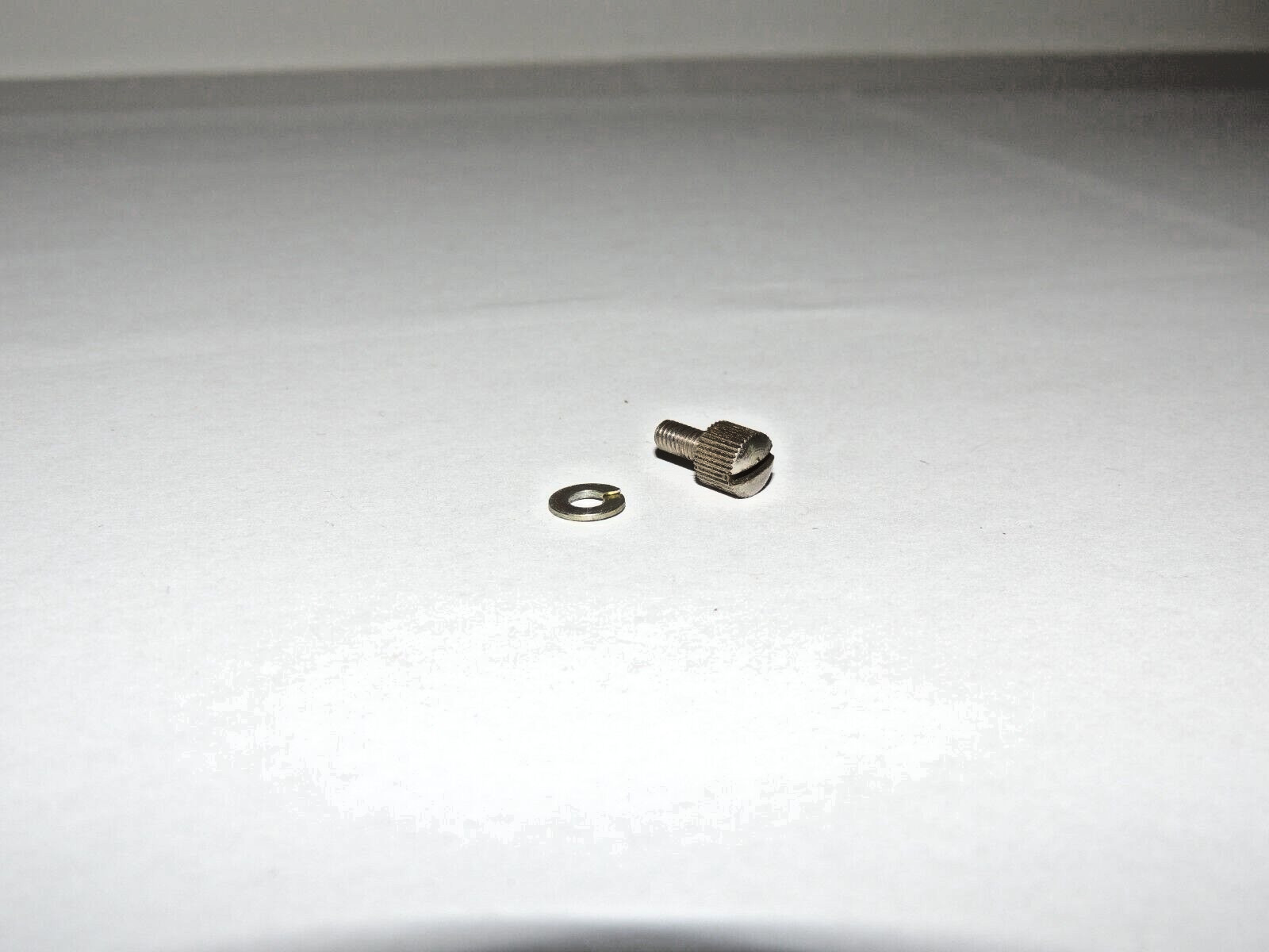Pioneer SX-727 SX-525 SX 626 SX-828 Binding Post Ground Screw & Assy B11-012