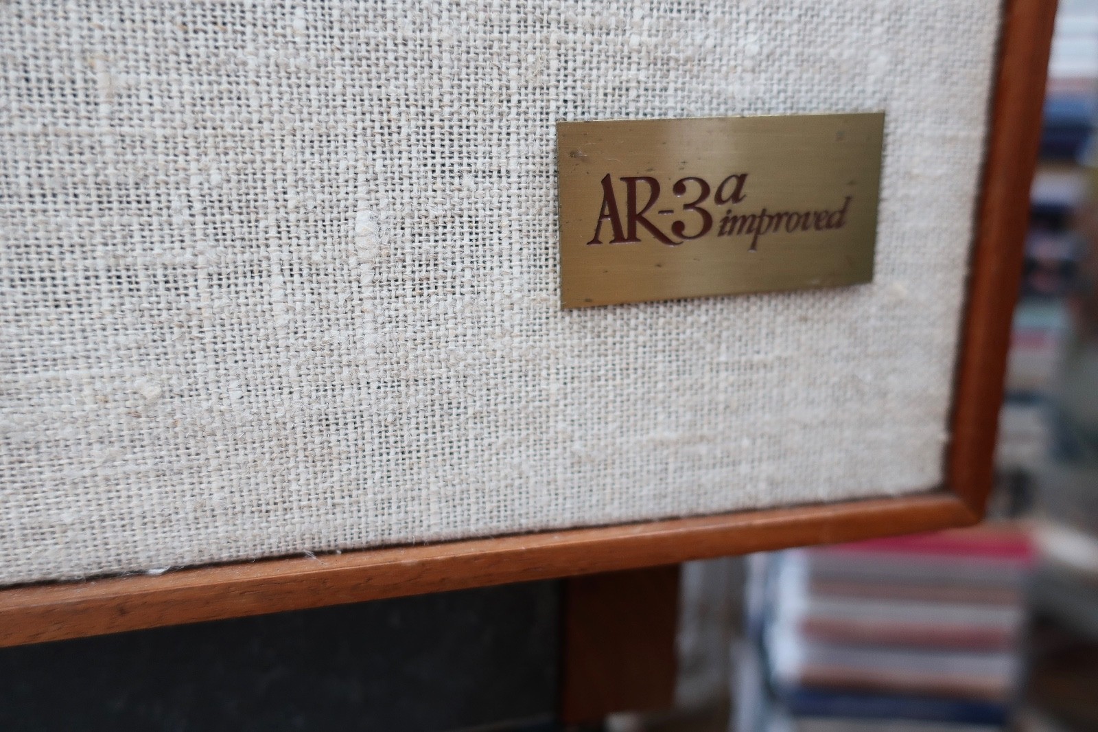 Acoustic Research AR3a Improved European model. Near excellent condition!