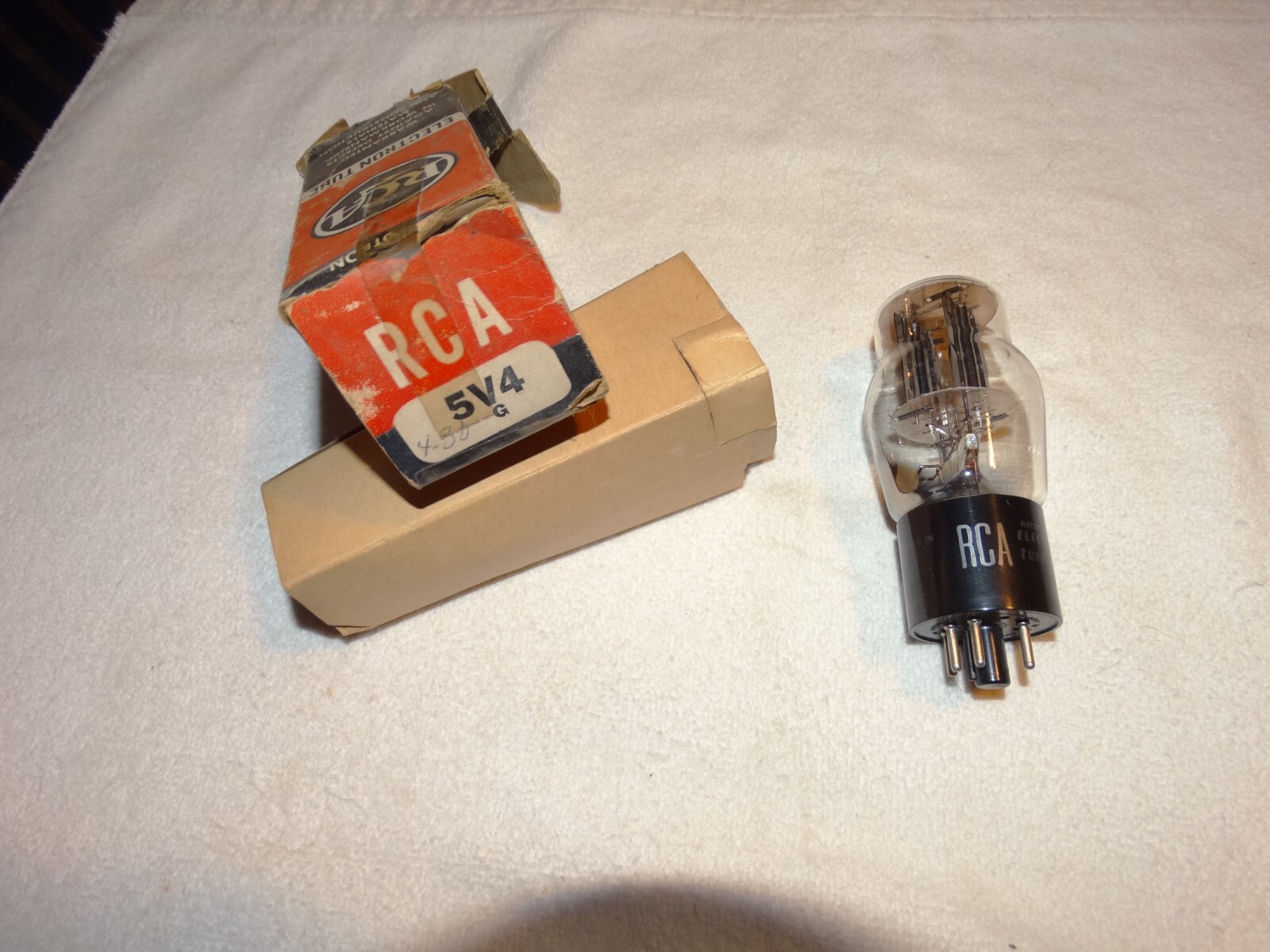1 x 5V4g RCA Rectifier Tube *Black Plates*1950*TESTED*NOS*NIB*#4