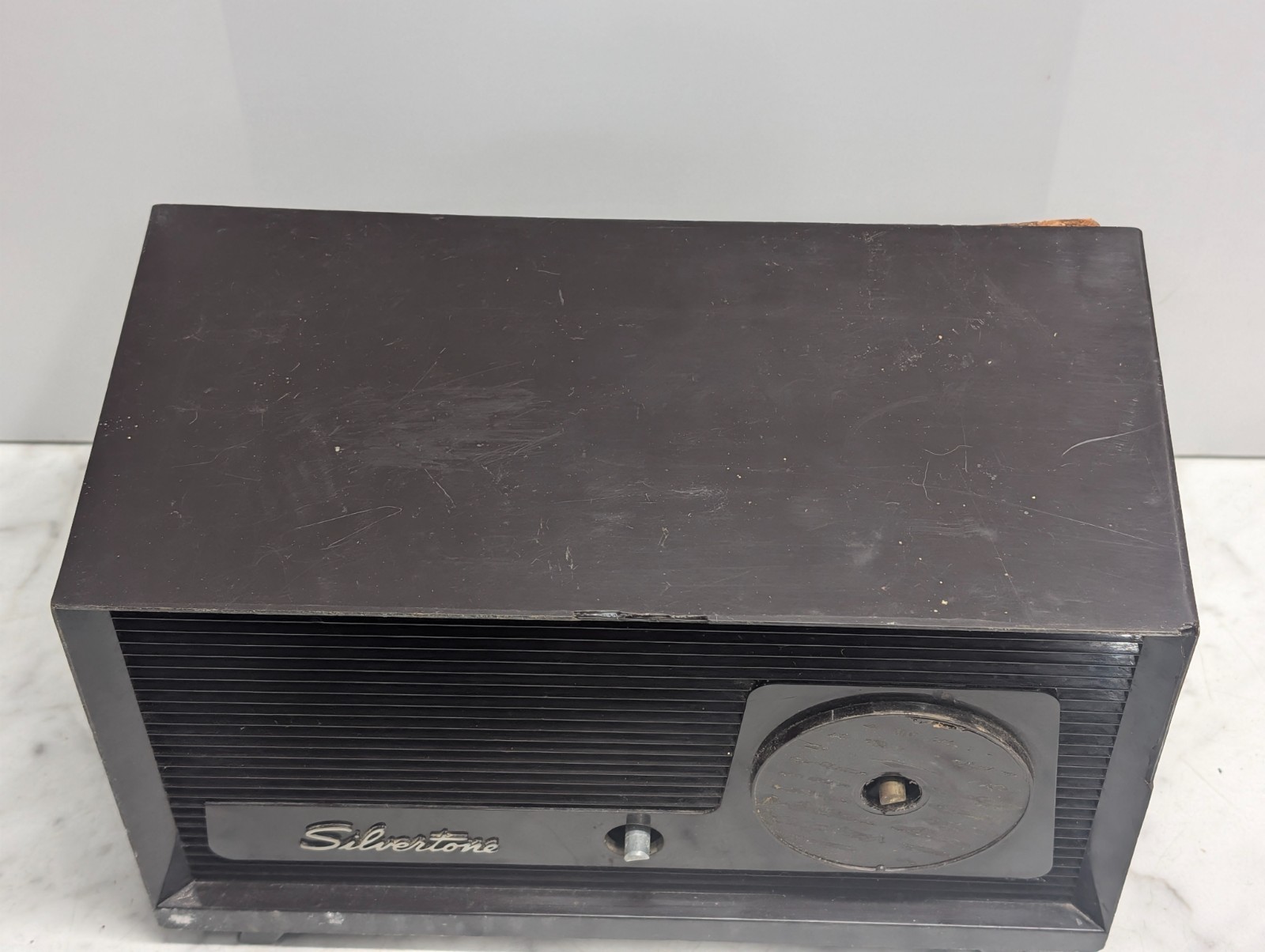 Vintage Sears Silvertone 8002 Tube Radio Brown Tabletop AM Broadcast Radio