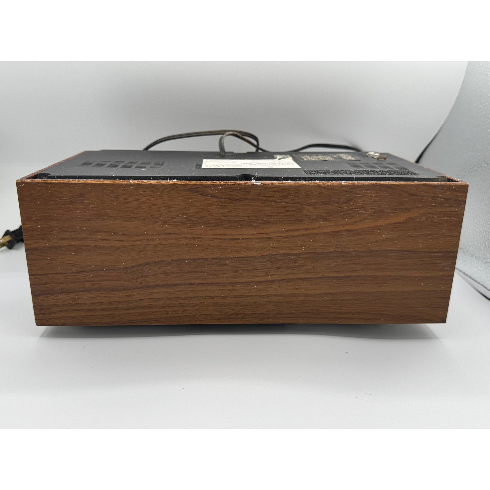 Vintage General Electric GE AM FM Radio Walnut Grain Wood Model 7-4145A MCM