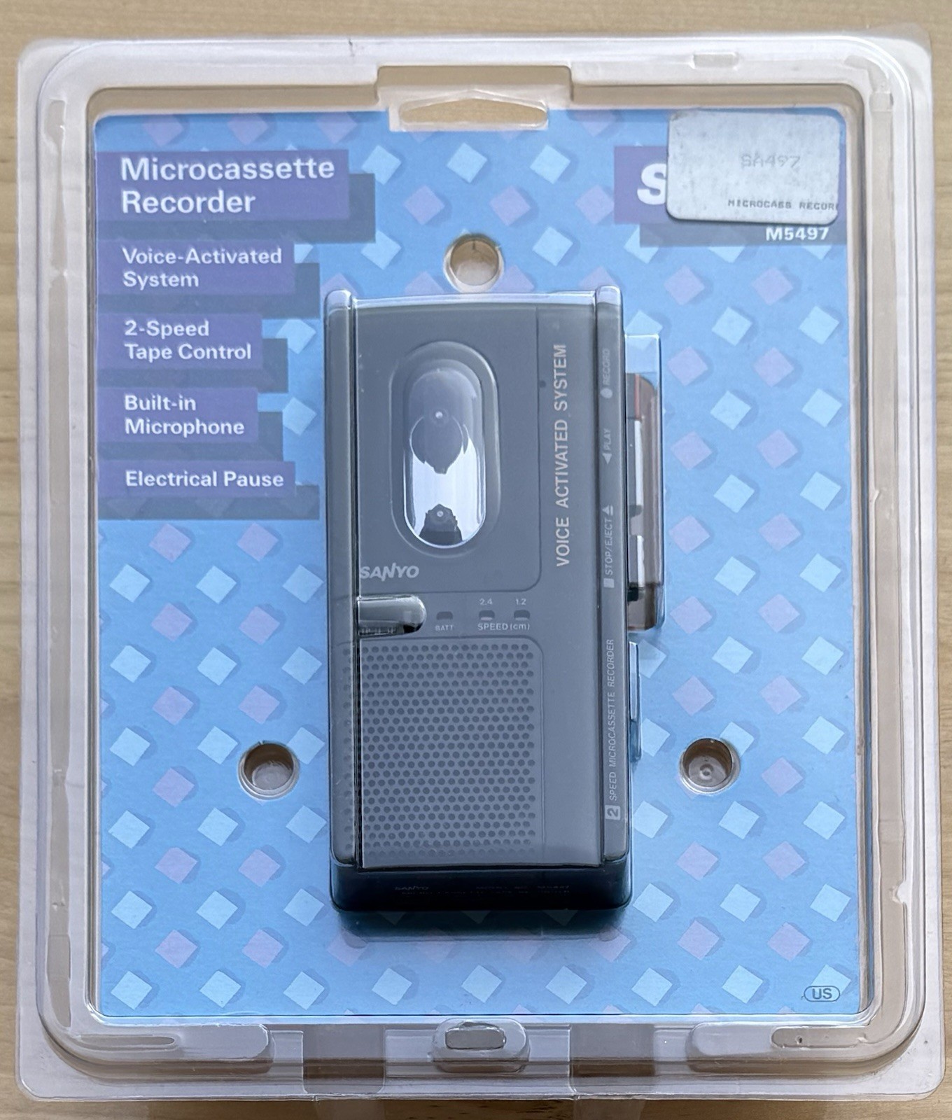 Sanyo M-5497 Micro Cassette Recorder,, Voice Activated System, Factory Sealed