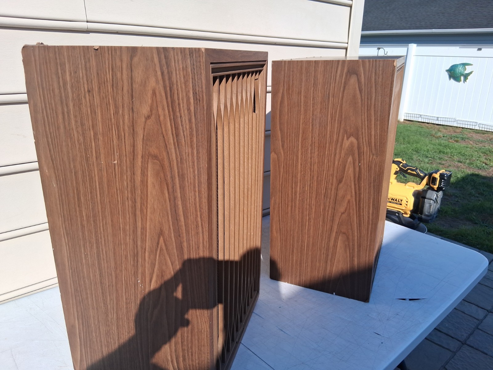 Vintage Kenwood KL-555D 100 W 3-Way 5 Speaker System w/Grills in Reflex Cabinets