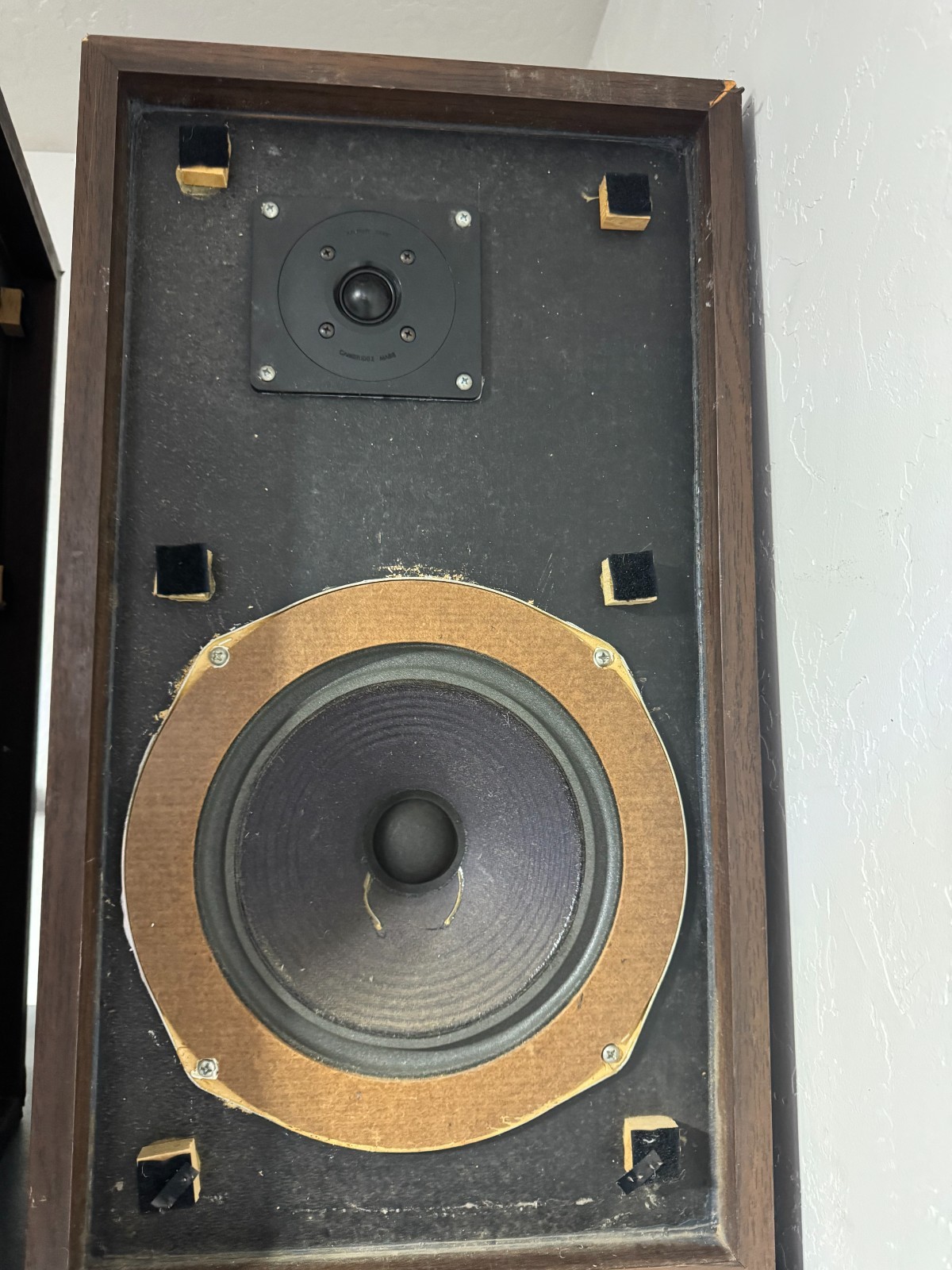 Adcom OLA original large advent stereo speakers