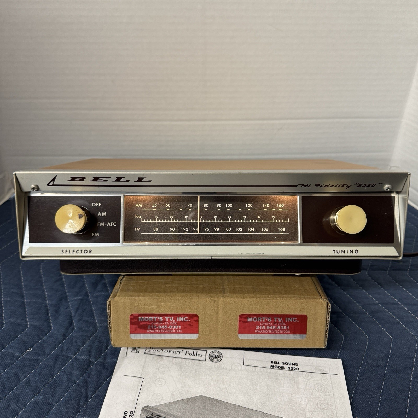 BELL 2520 HI FIDELITY VINTAGE ANALOG TUBE AM/FM TUNER – SERVICED – TESTED