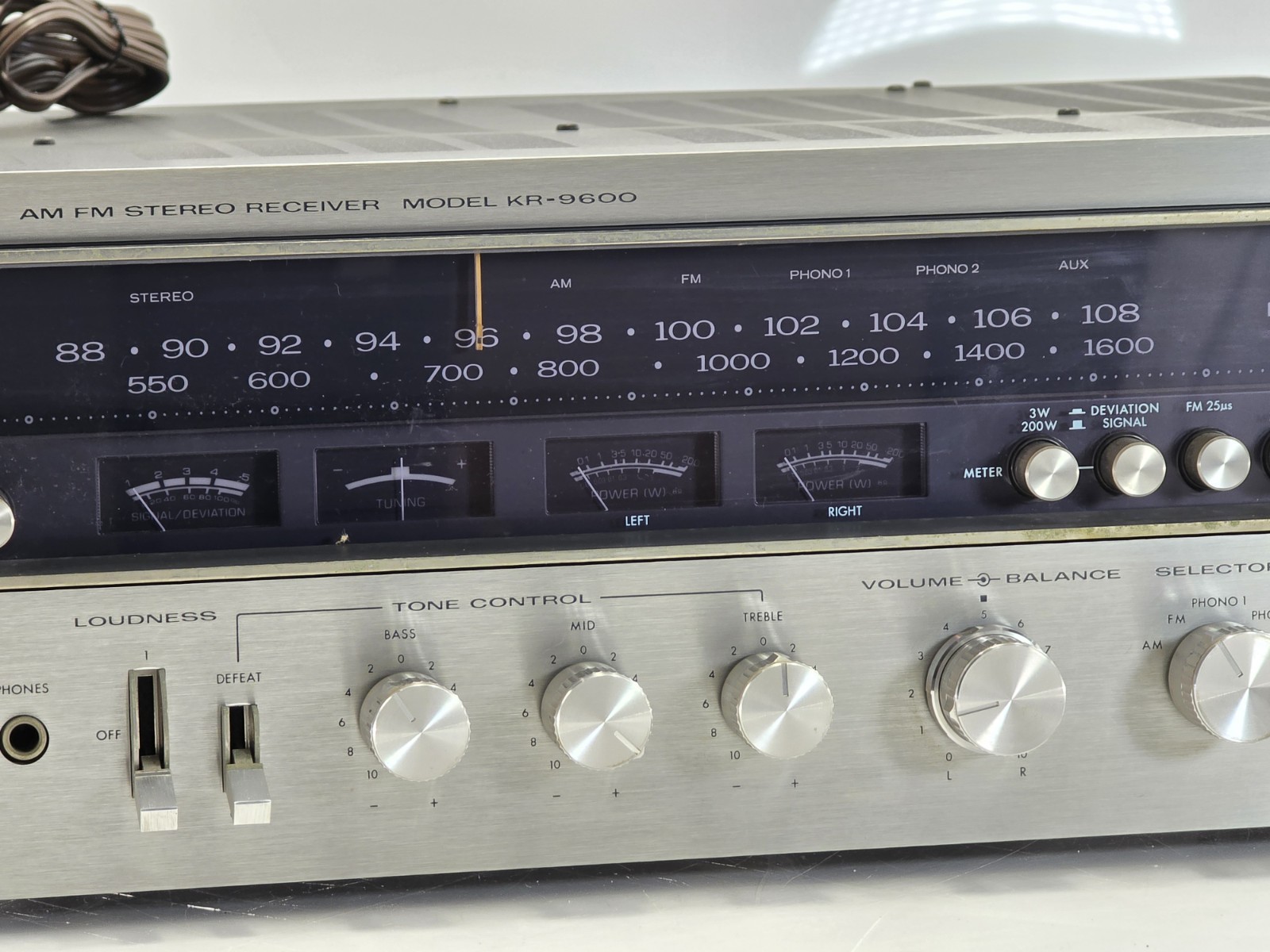 Vtg Kenwood KR-9600 Solid State Stereo Receiver! HTF Silver Face – WORKS MINT!