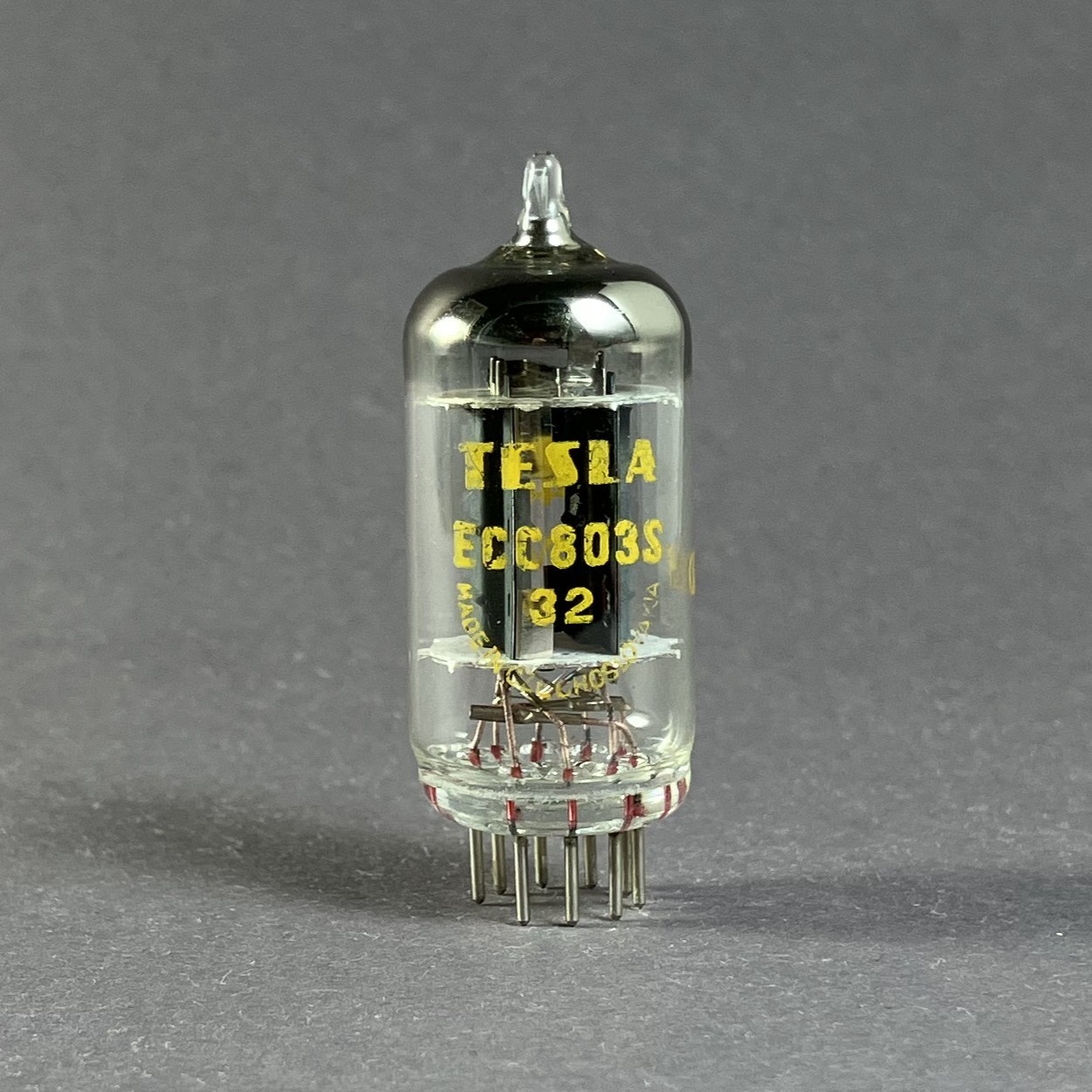 1x NOS Vintage TESLA ECC803S / 12AX7A Halo Getter Long Plate 1969 – Tested