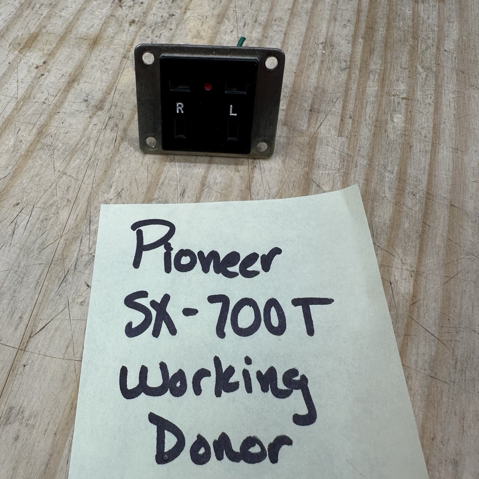 Pioneer SX-700T Receiver Parts – Speaker Output Plug Terminal