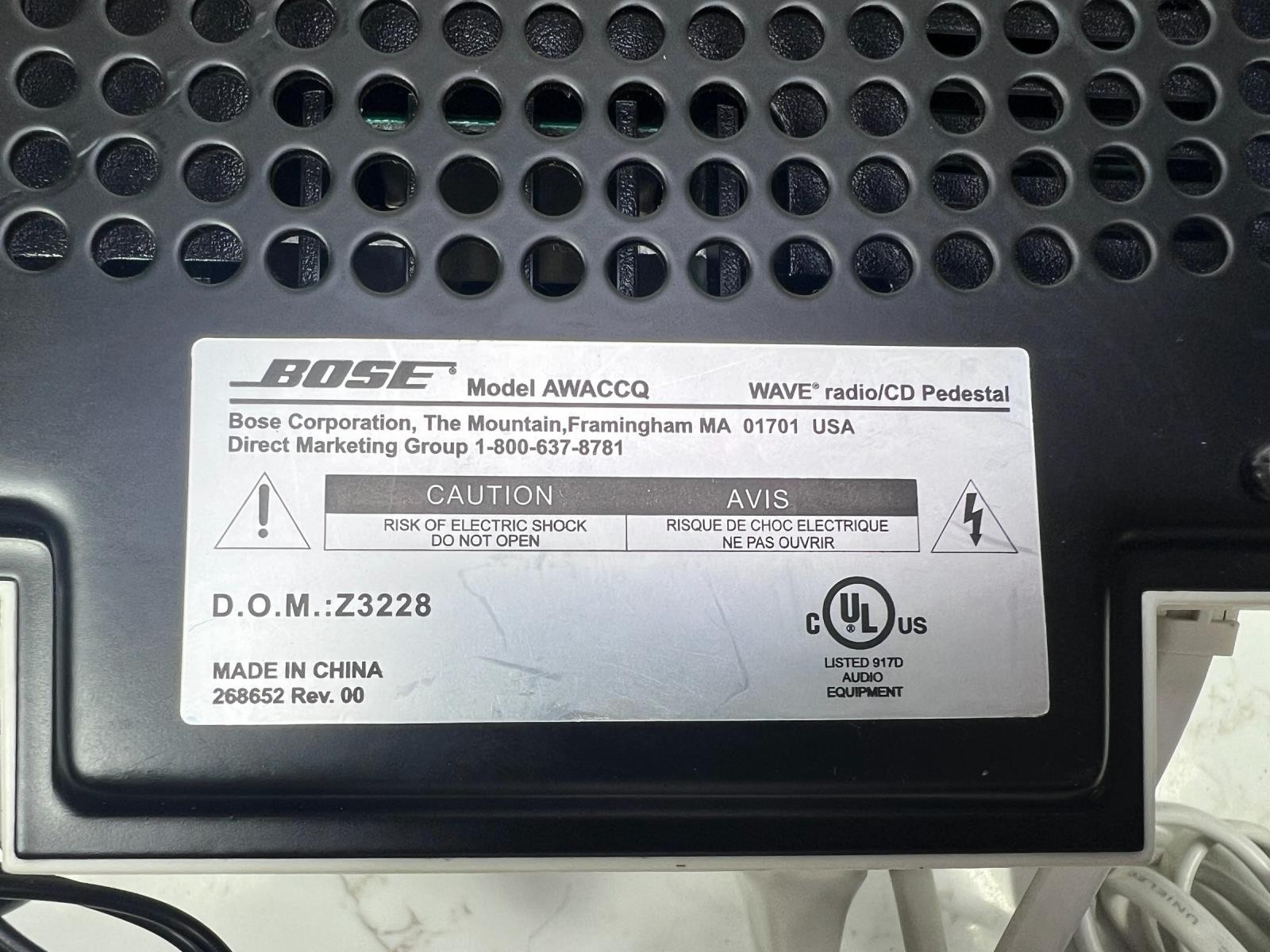 Bose Wave Radio CD AM-FM Clock Alarm AWRC1P + Pedestal AWACCQ