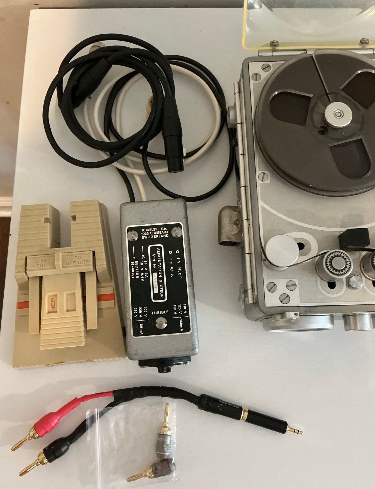 1960 Kudelski Nagra III Reel-to-Reel Tape Machine Analog Recorder w/ Accessories