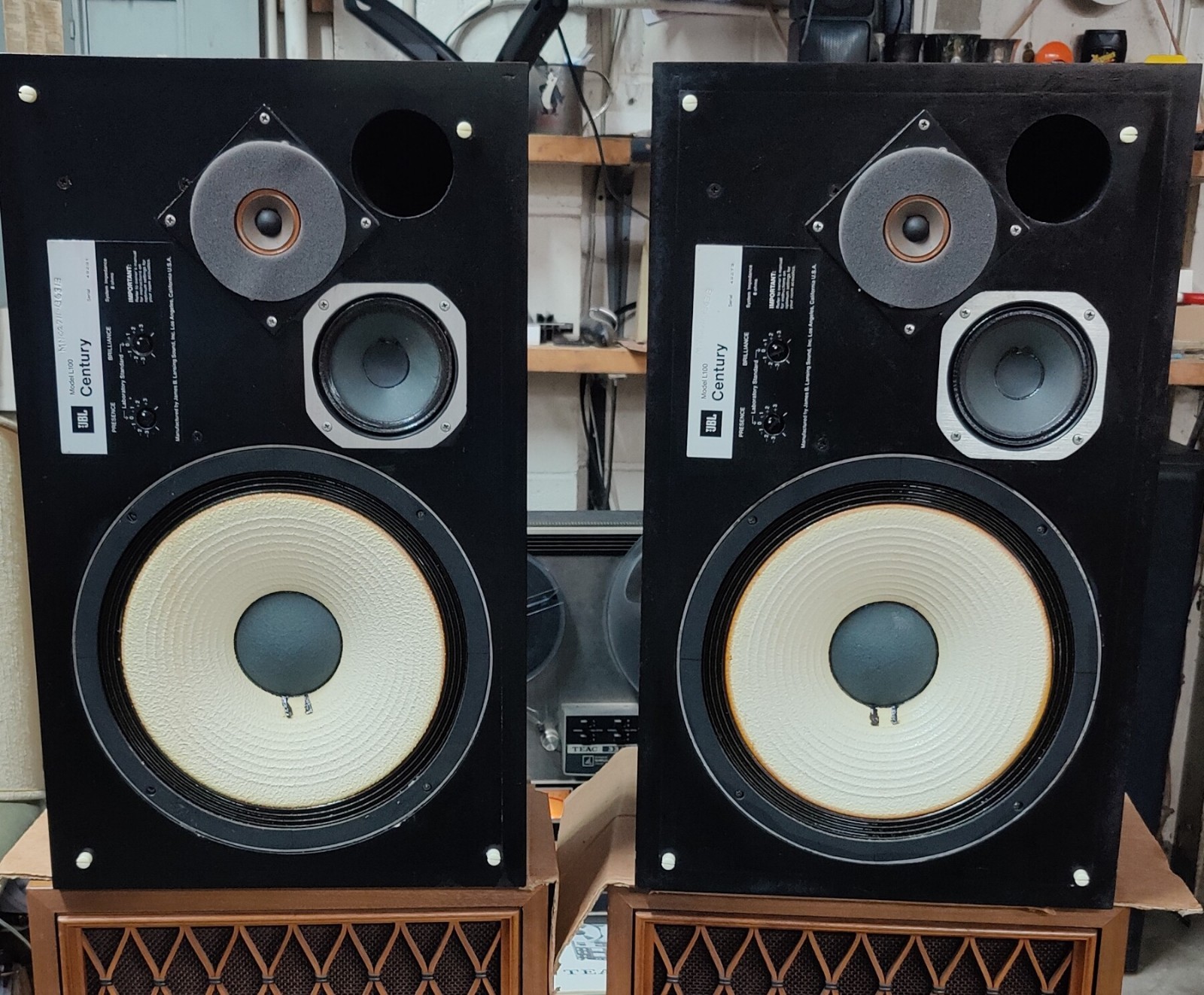JBL L100 2nd generation speakers (1 pair) Vintage Original Mid Century Walnut