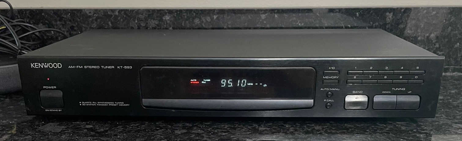 Kenwood KT‑593 Quartz Synthesized AM/FM Stereo Tuner – 30‑Station Memory