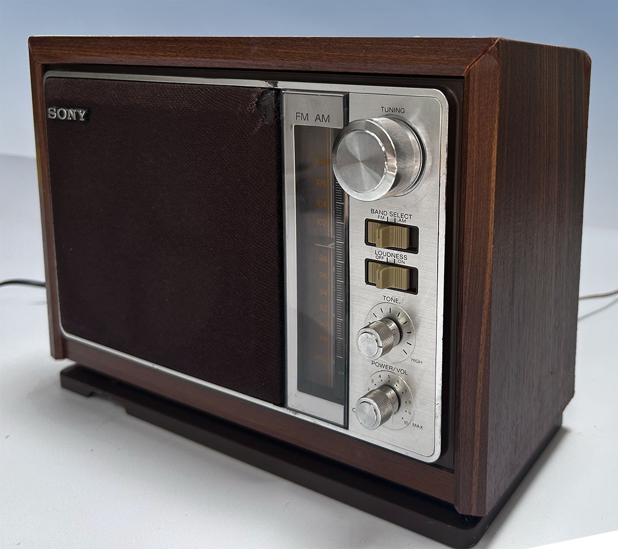 Vintage Sony ICF-9650W AM FM Table Radio MCM Woodgrain WORKS Great Sound!