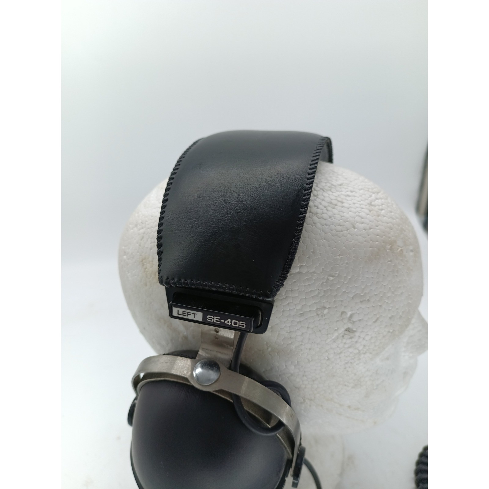 Vintage Pioneer SE-405 Stereo Headphones Black Silver Japan 1/4 Jack WORKS! r3