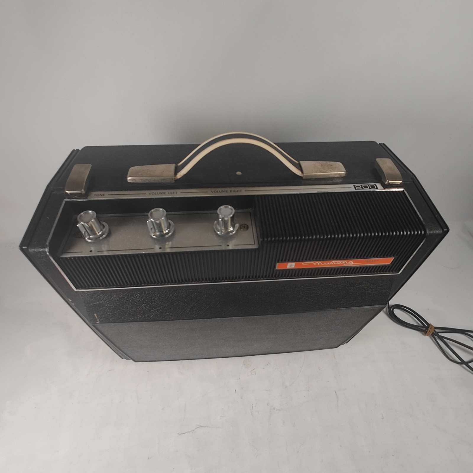 Vintage General Electric Model 200 “Mustang” Portable Record Player For Parts