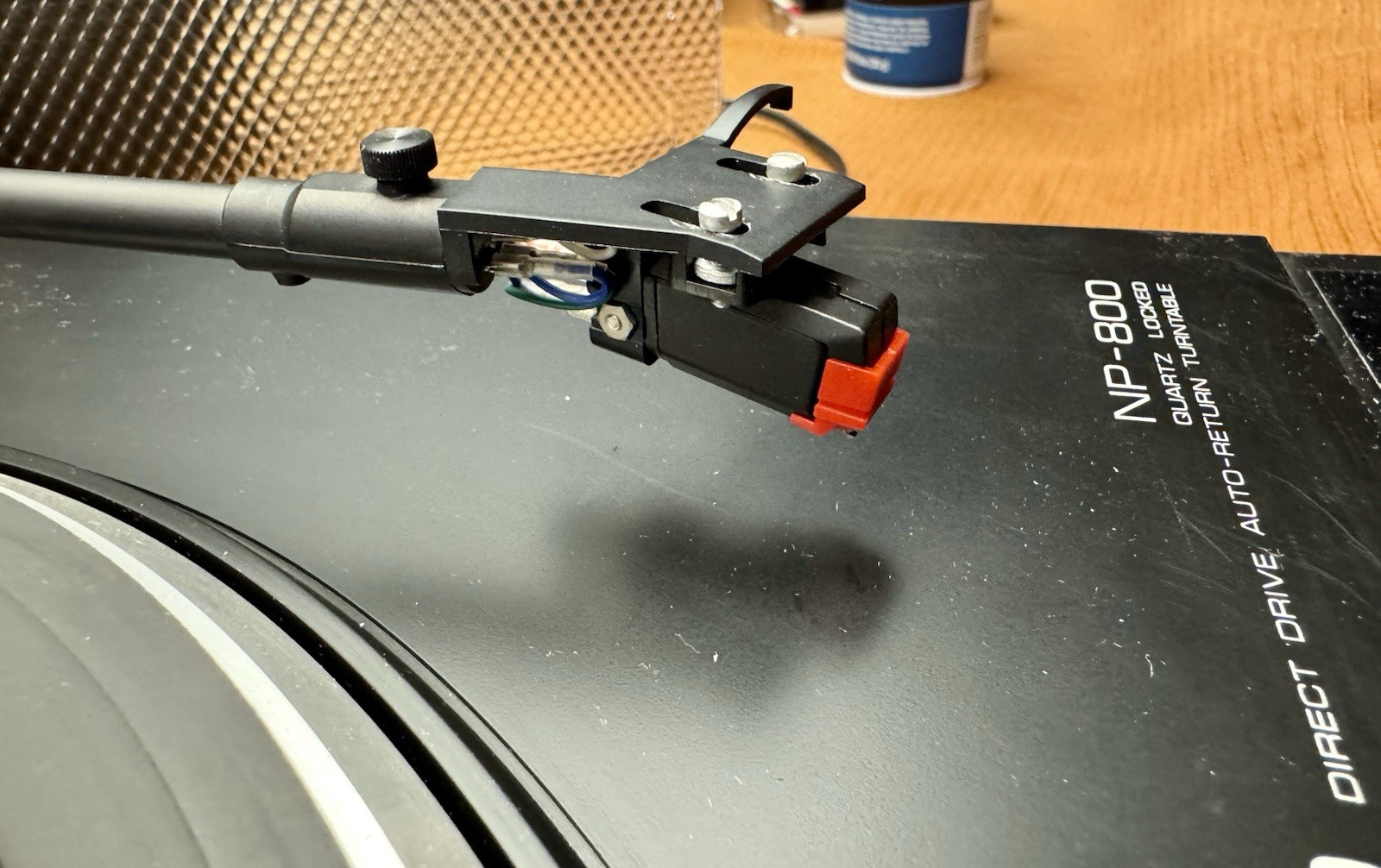 VINTAGE NIKKO NP-800 TURNTABLE WITH AUTO RETURN,QUARTZ LOCK,WORKS GREAT!!