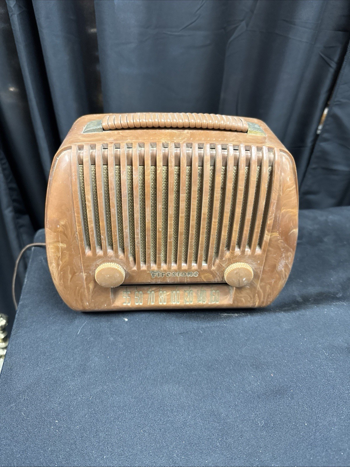 Firestone Tube Radio Model 4-C-16 Late 1940s – Early 1950s