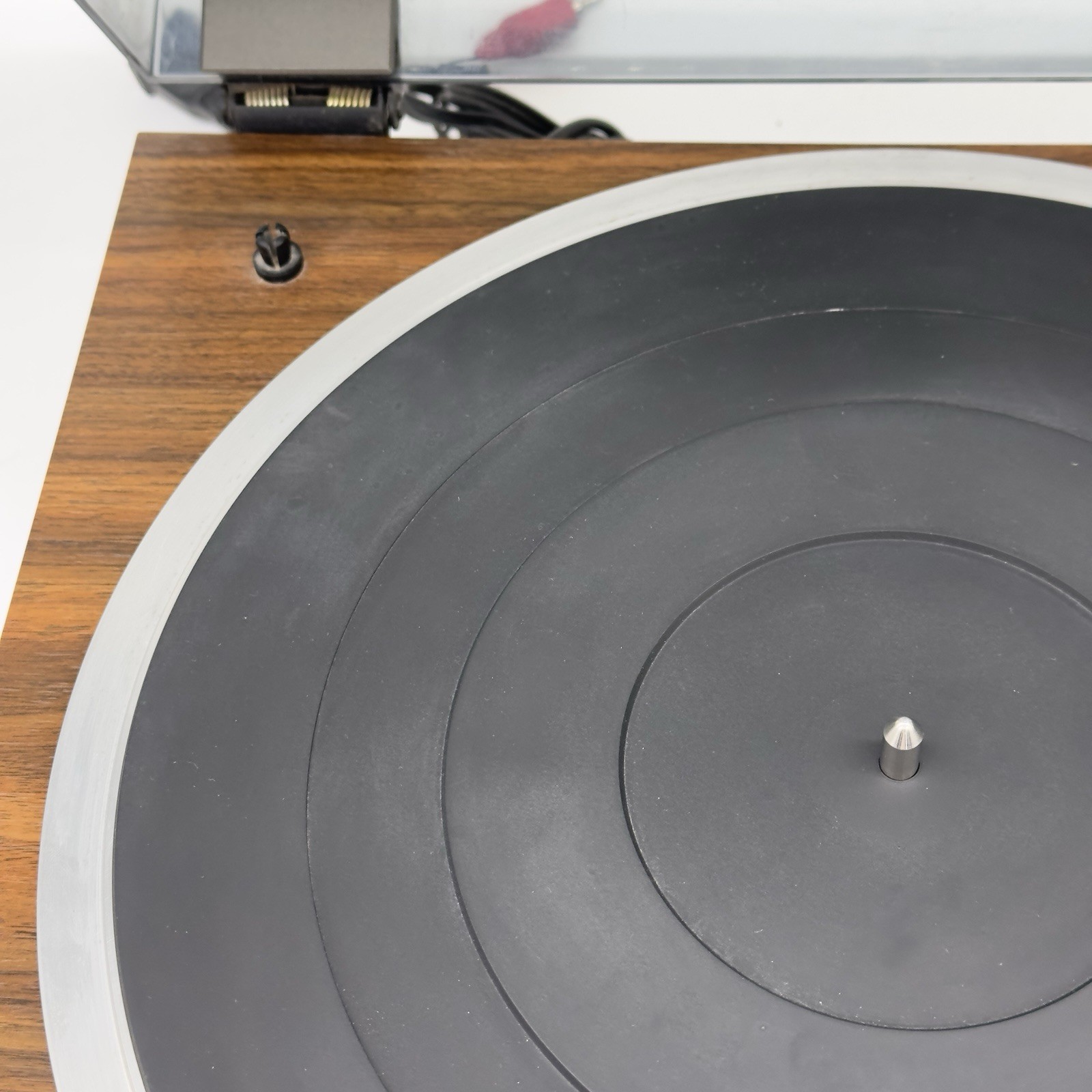 Realistic LAB-500 Fully Automatic Direct Drive Quartz Lock Turntable