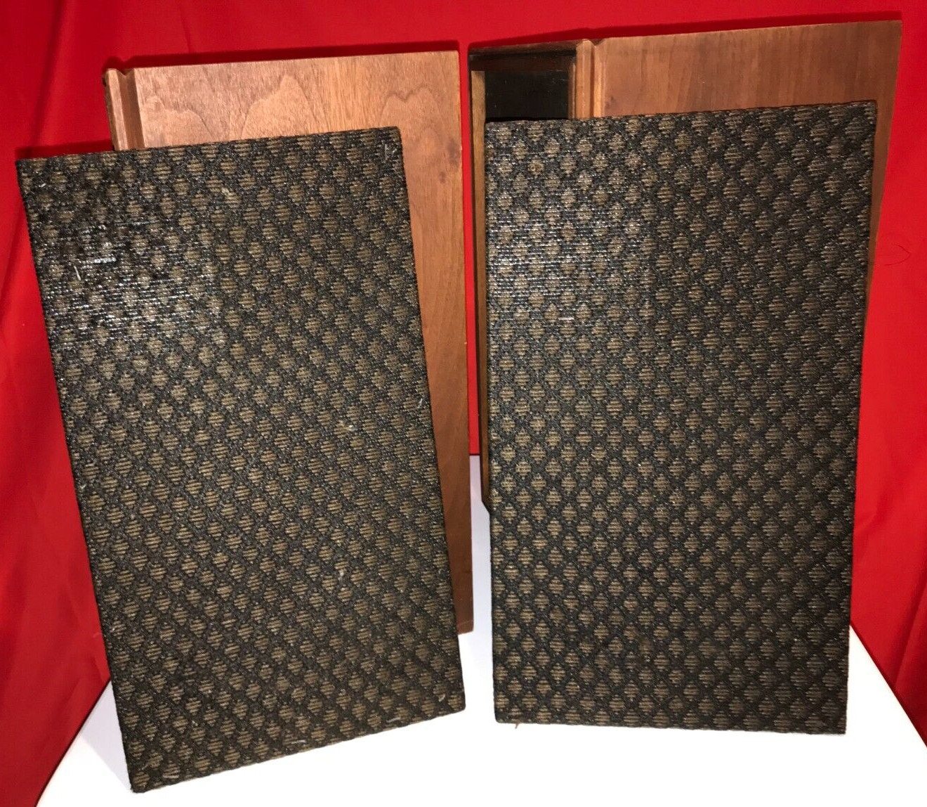 Vintage Pair Of Sony Speakers 2 Way 8″ Woofers Both Tested And Both Sound Great