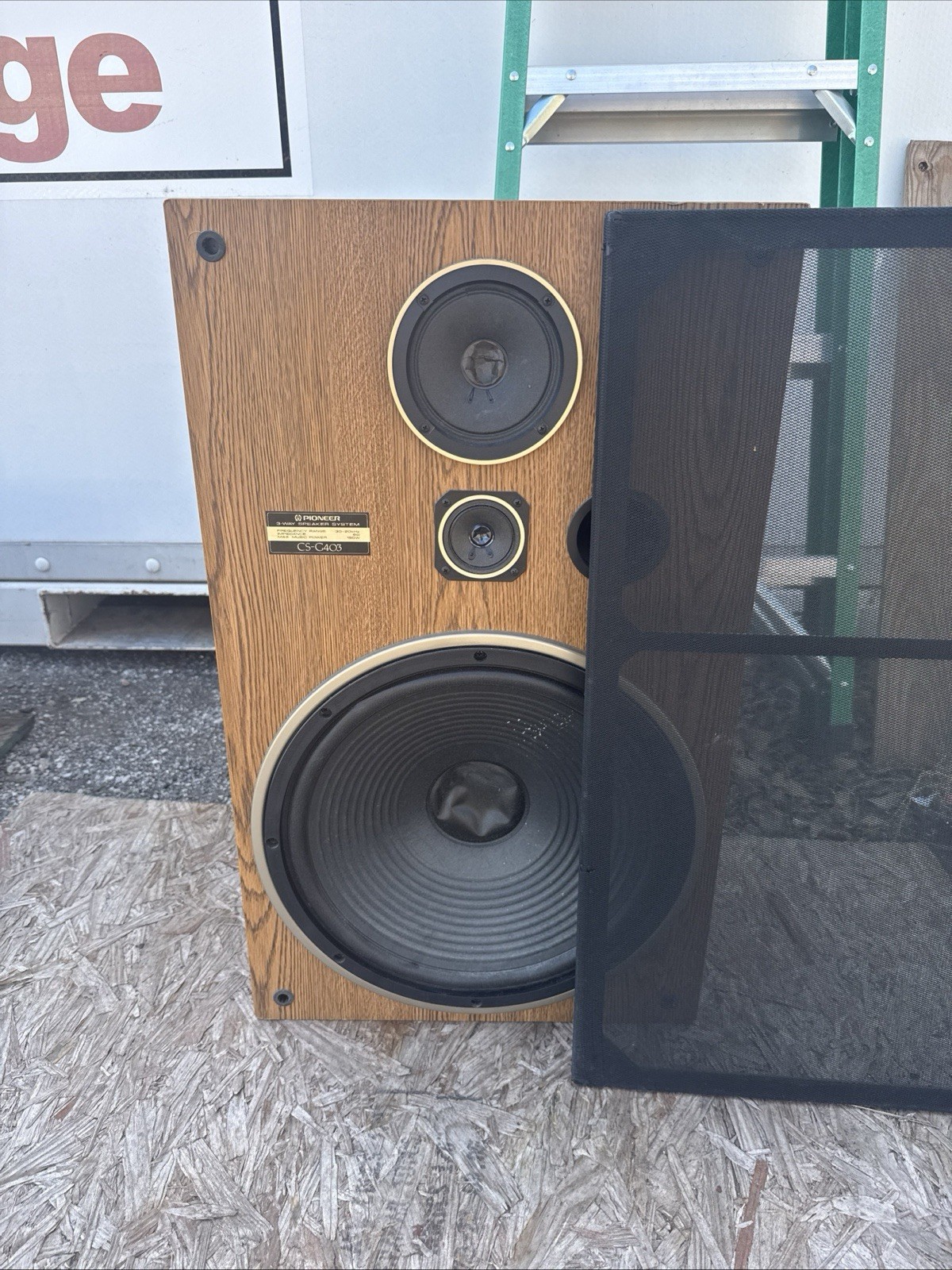 1 Vintage Pioneer CS-G403 . 3 – Way Speaker System