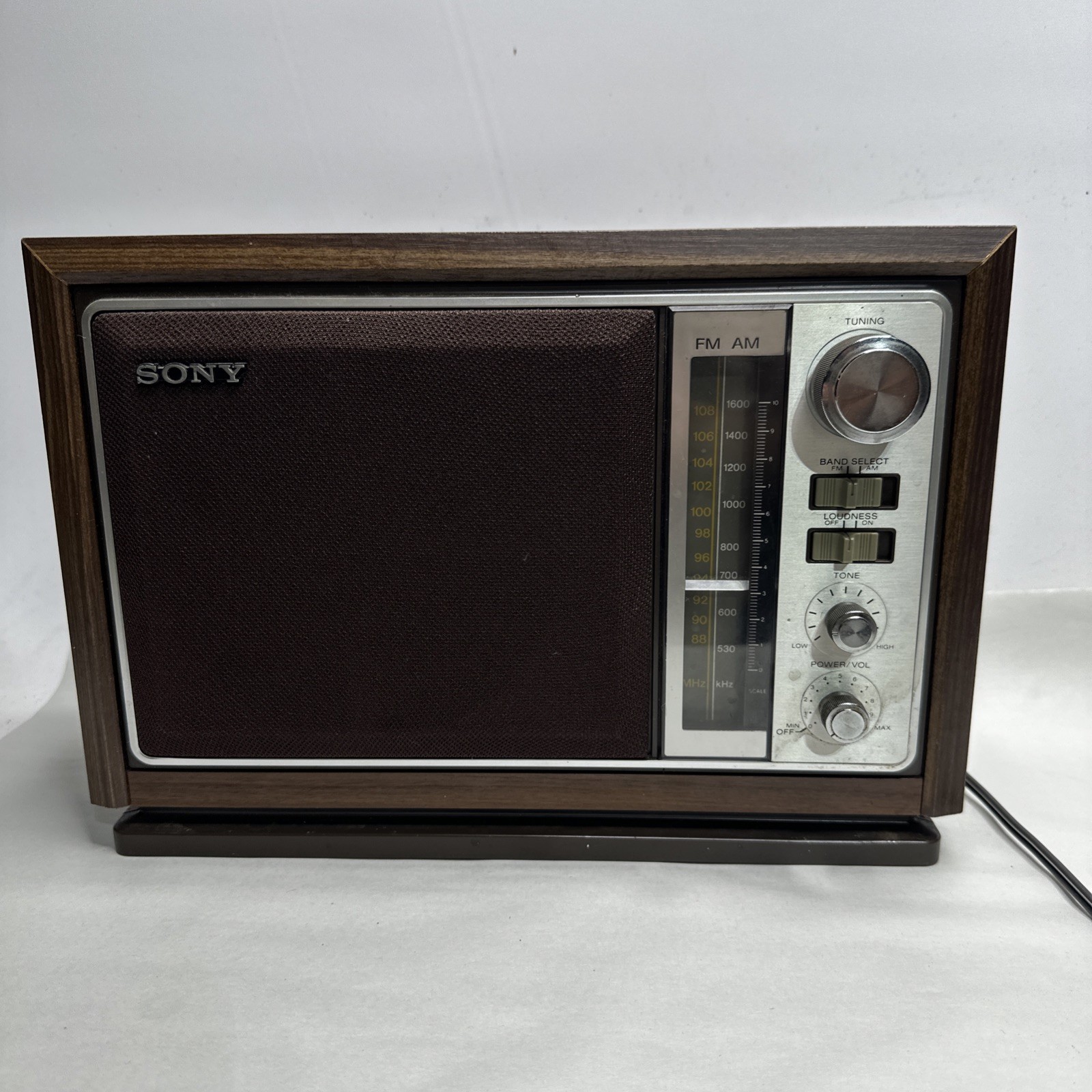 Vintage Sony ICF-9740W AM/FM Table Radio Simulated Wood Tested Working
