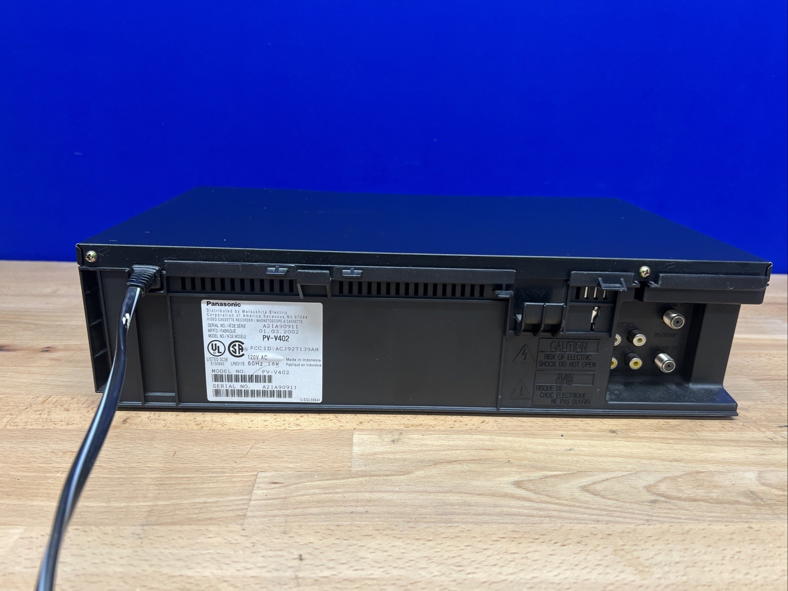 Panasonic Blue Line PV-V402 VHS VCR Omnivision Player (No Remote) Tested Working