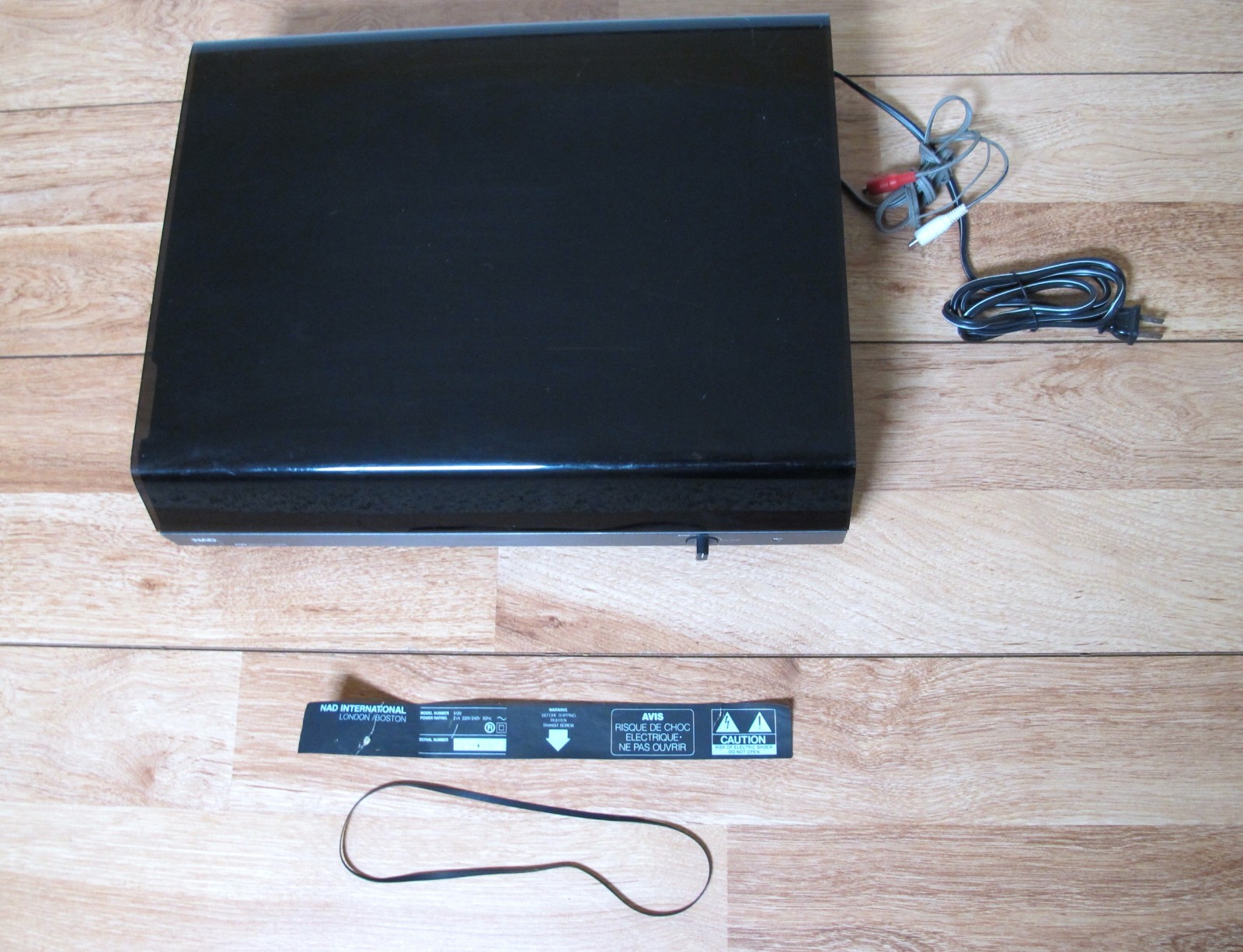 NAD 5120 Vintage Stereo Turntable – Made in England – For parts only