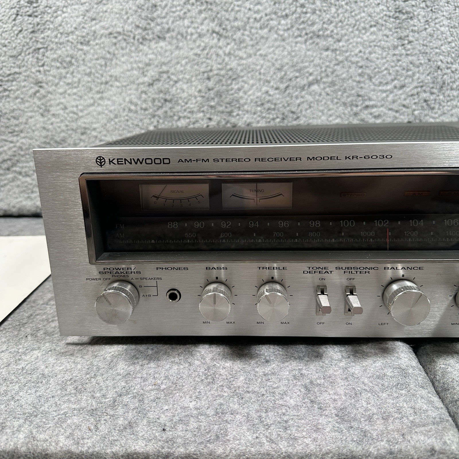 Vintage Kenwood KR-6030 AM/FM Stereo Receiver Silver Front 1970s TESTED & WORKS