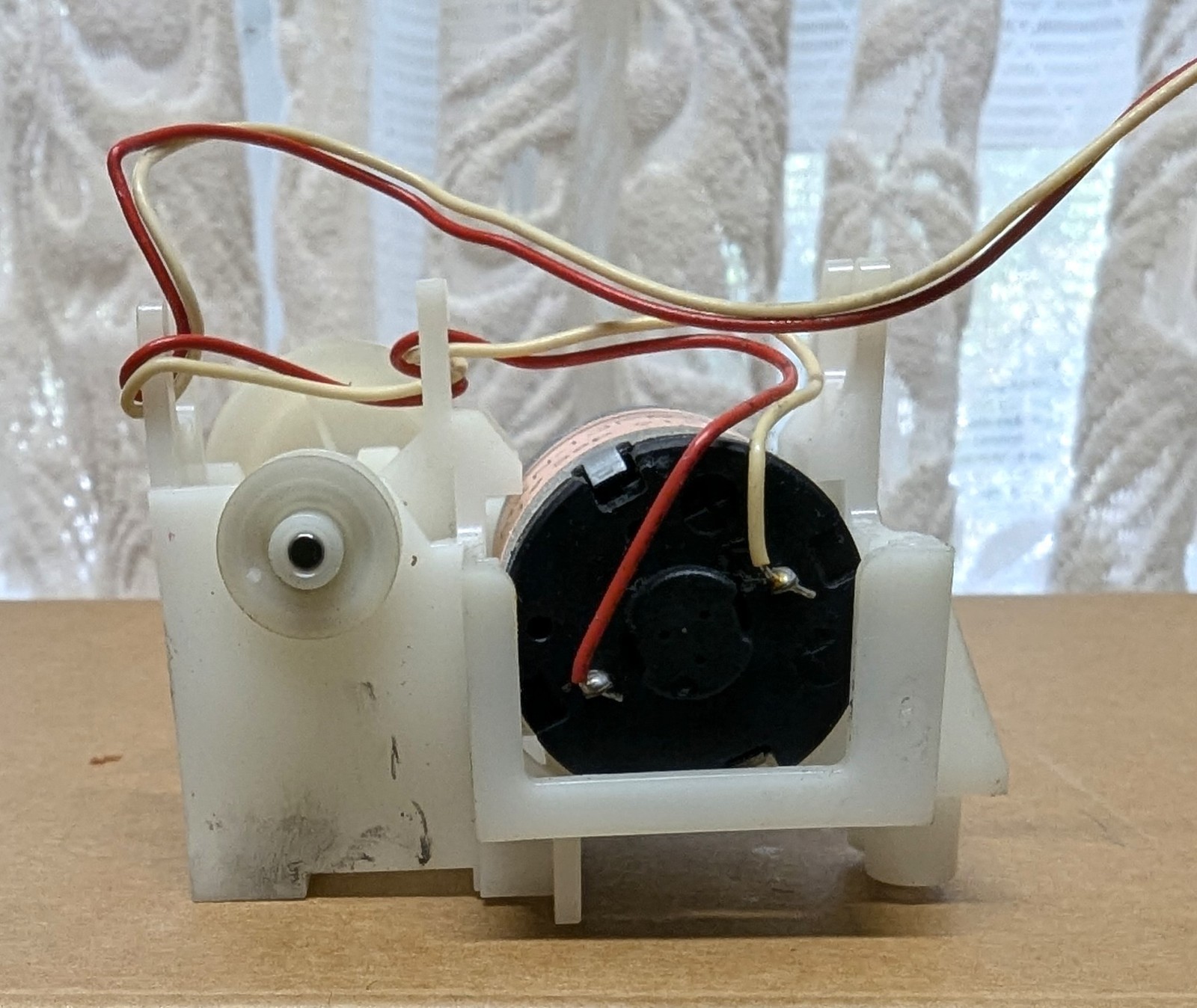 DRIVE MOTOR ASSEMBLY MXN-13FB12F FOR A EMERSON MODEL VCR964N VCR
