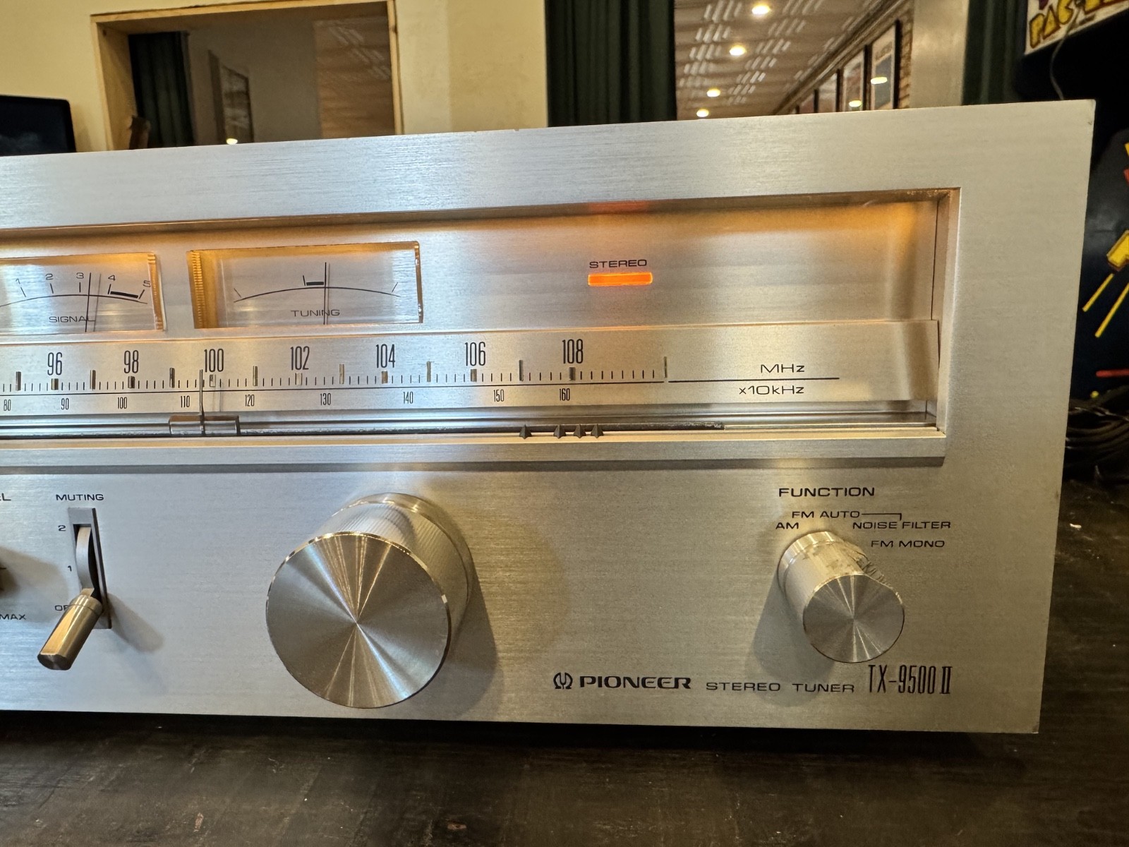 Pioneer TX-9500 II Stereo Tuner Vintage FM/AM Radio Silver Face Spec Series