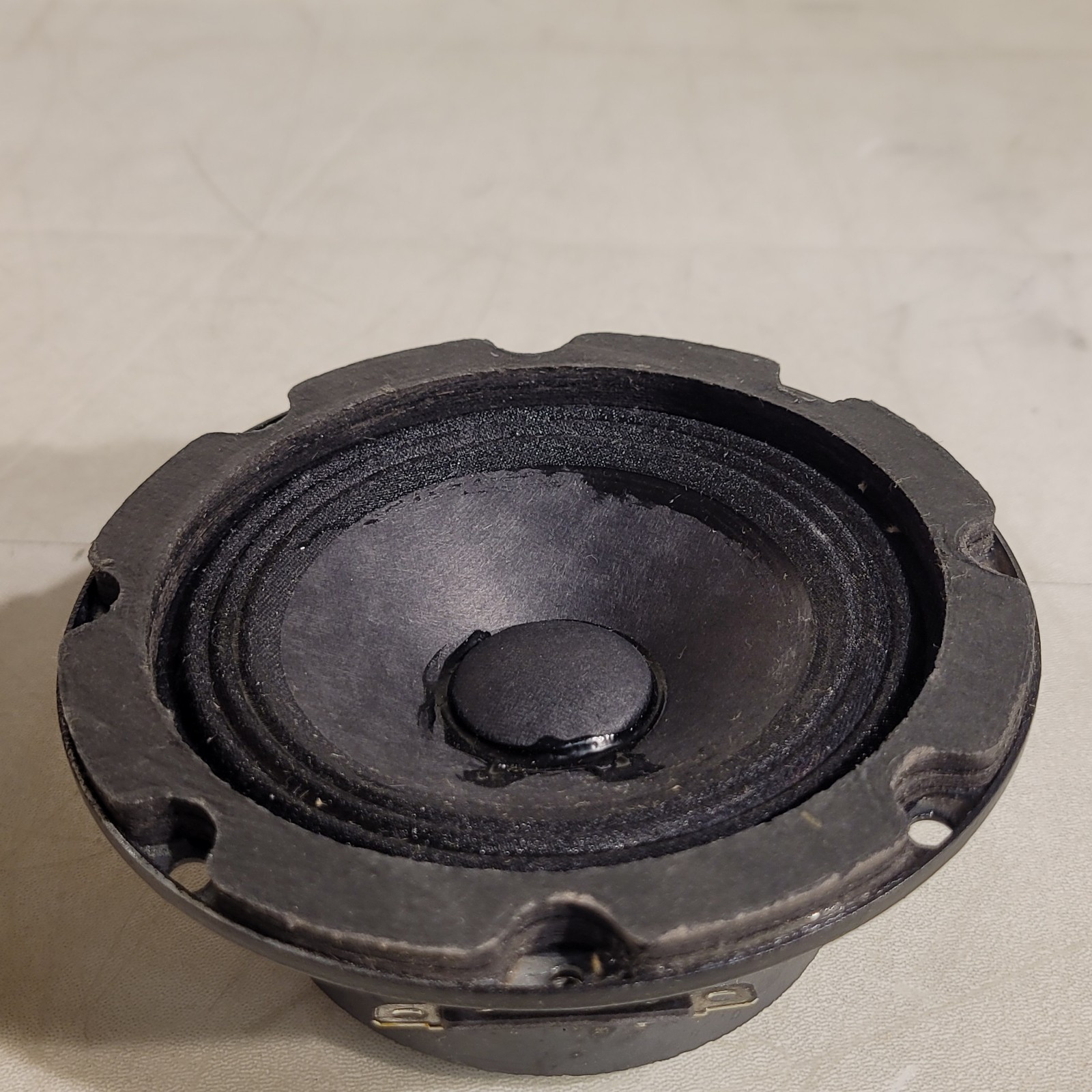 Atlas Soundolier FC104 Full Range Loudspeaker 4″ I Ceiling Speaker 8ohms 10watts