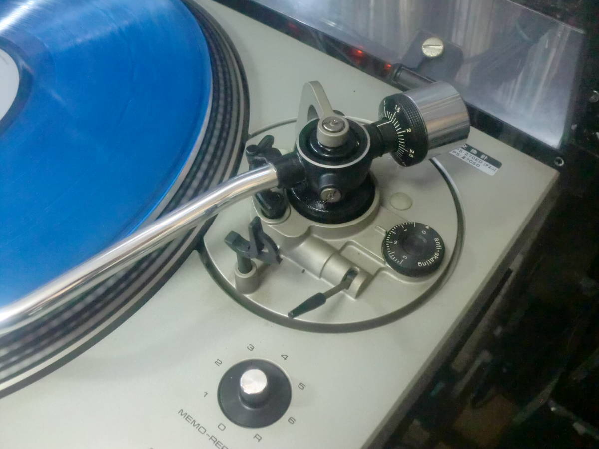 Vintage Technics SL-1600 Direct Drive Automatic Turntable working well