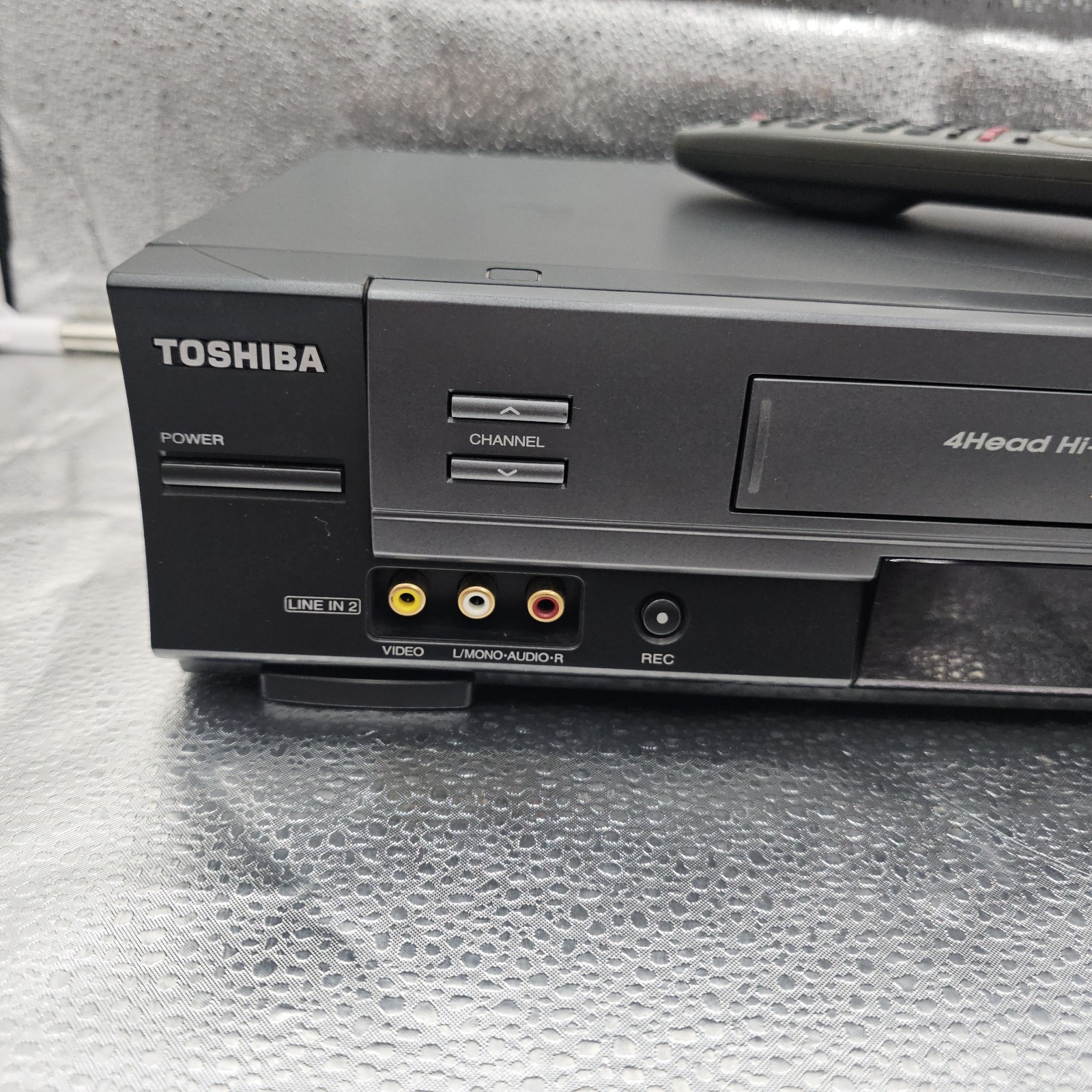 Toshiba W-627 4-Head Hi-Fi VHS VCR Video Cassette Recorder w/ Remote Tested