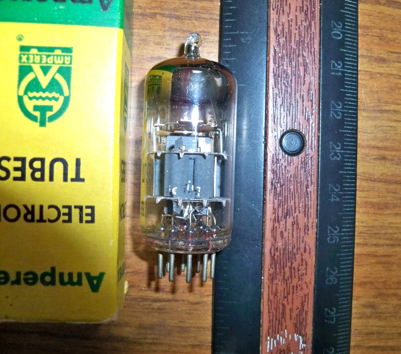 Strong NOS AMPEREX BUGLE BOY 6GM8 / ECC86 Tube