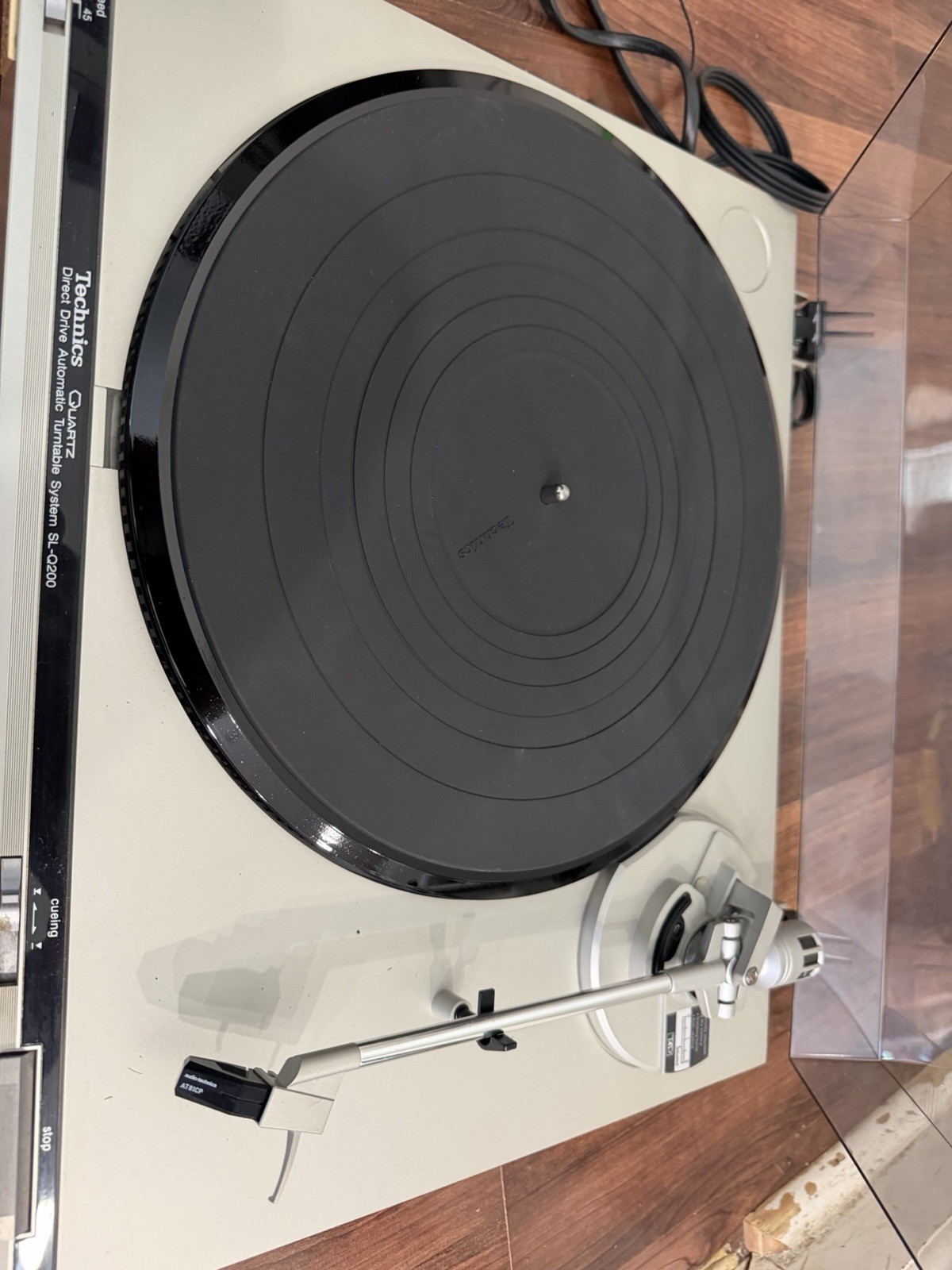 Clean Vintage 1983 Technics SL-Q200 Direct Drive Automatic Turntable New Stylus