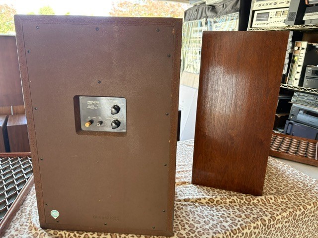 Vintage Pioneer CS-99A Speakers, 5 Way 6 Drivers 100W, Excellent Sound