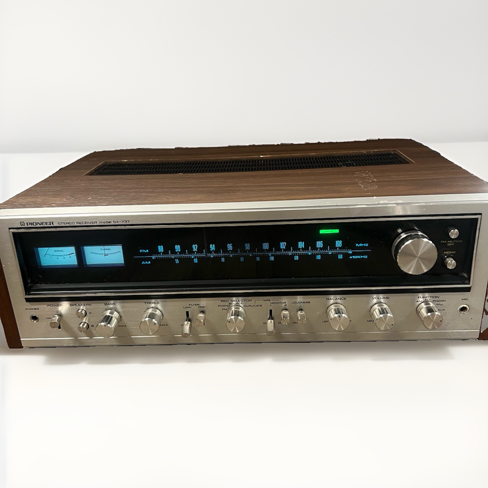 Pioneer SX-737 AM/FM Stereo Receiver Silver Face w/ Wood Case