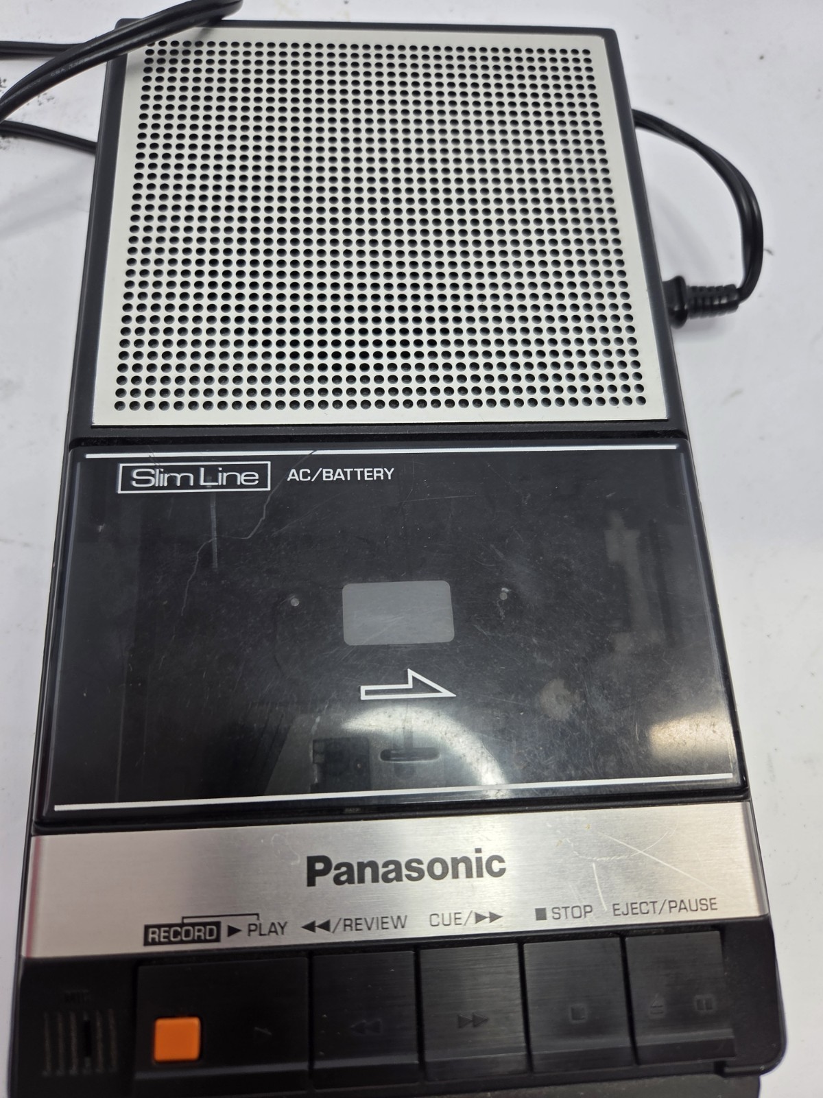Vintage Panasonic RQ-2735 SlimLine Cassette Tape Recorder – UNTESTED. SEE PICS