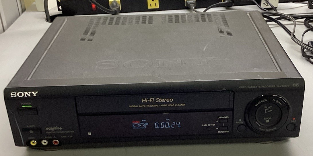 SONY MODEL SLV-685HF VCR
