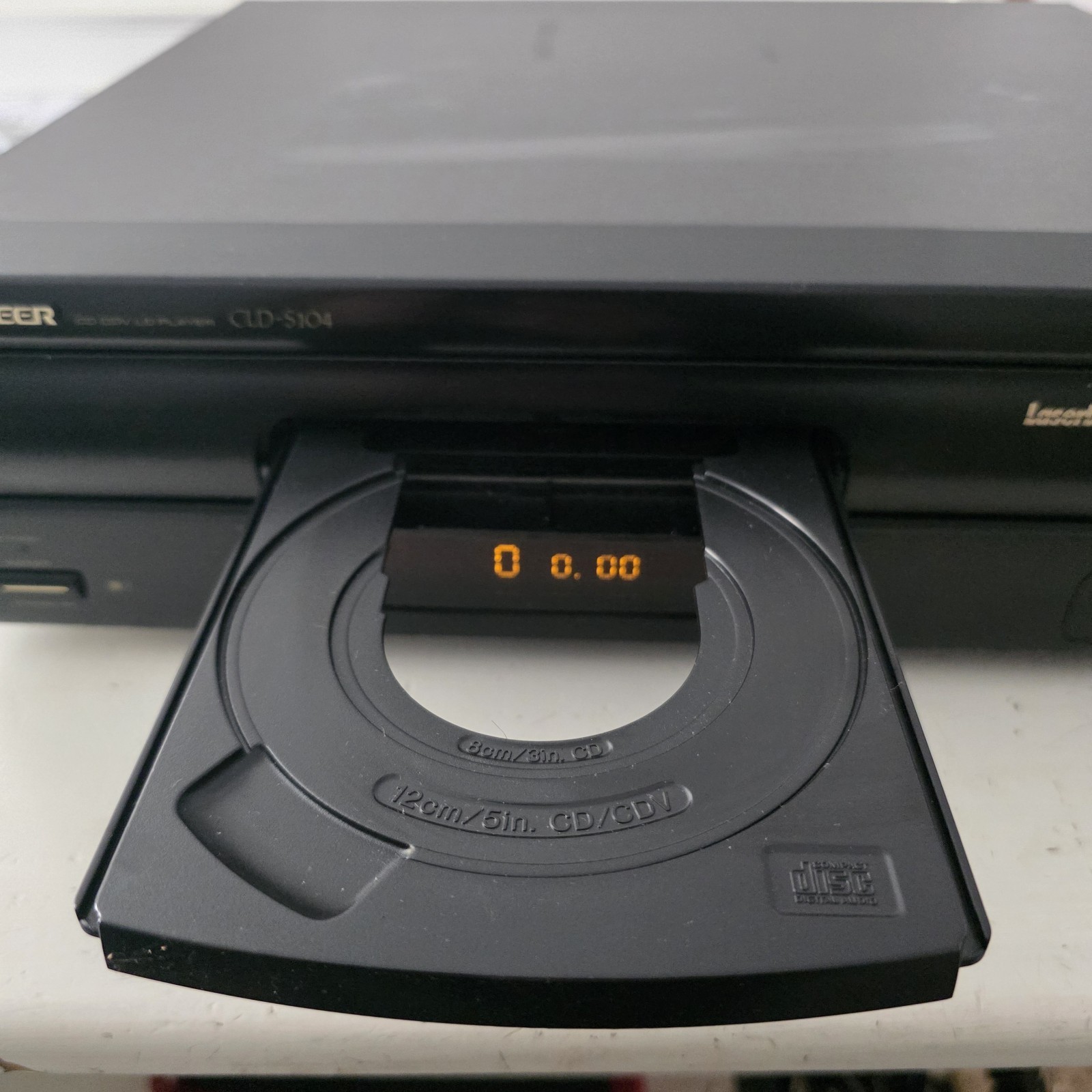 Pioneer CLD-S104 LaserDisc Player – TESTED Working – No Remote
