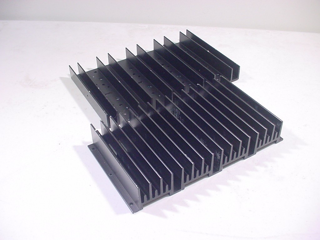 SANSUI 8080DB RECEIVER 2-PARTS POWER TRANSISTOR HEATSINK BLOCK (LG***)