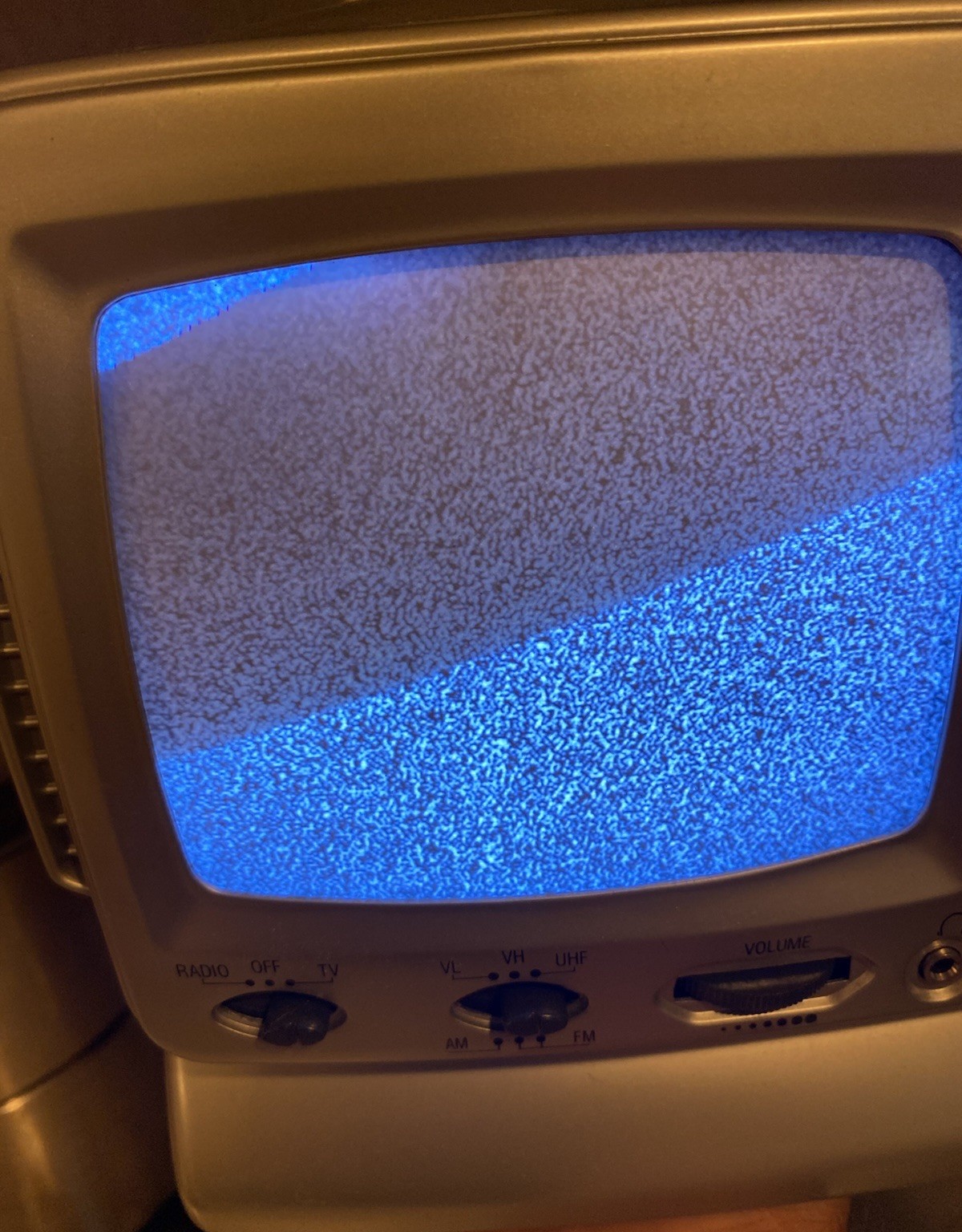 Vintage Coby CX-TV1 5-in Black And White TV With AM/FM Never been Used