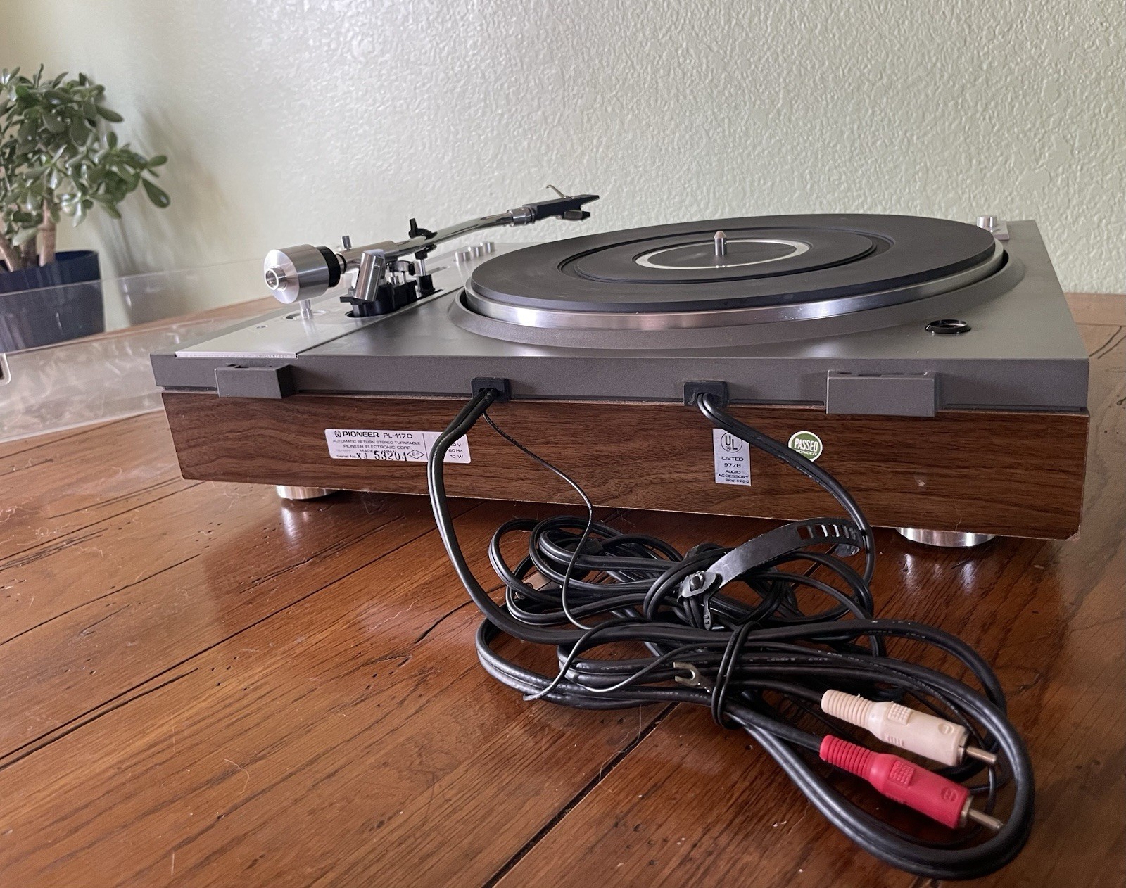 1977 Pioneer PL-117D Belt Drive Turntable + Empire 1000 E/X New Belt / Stylus