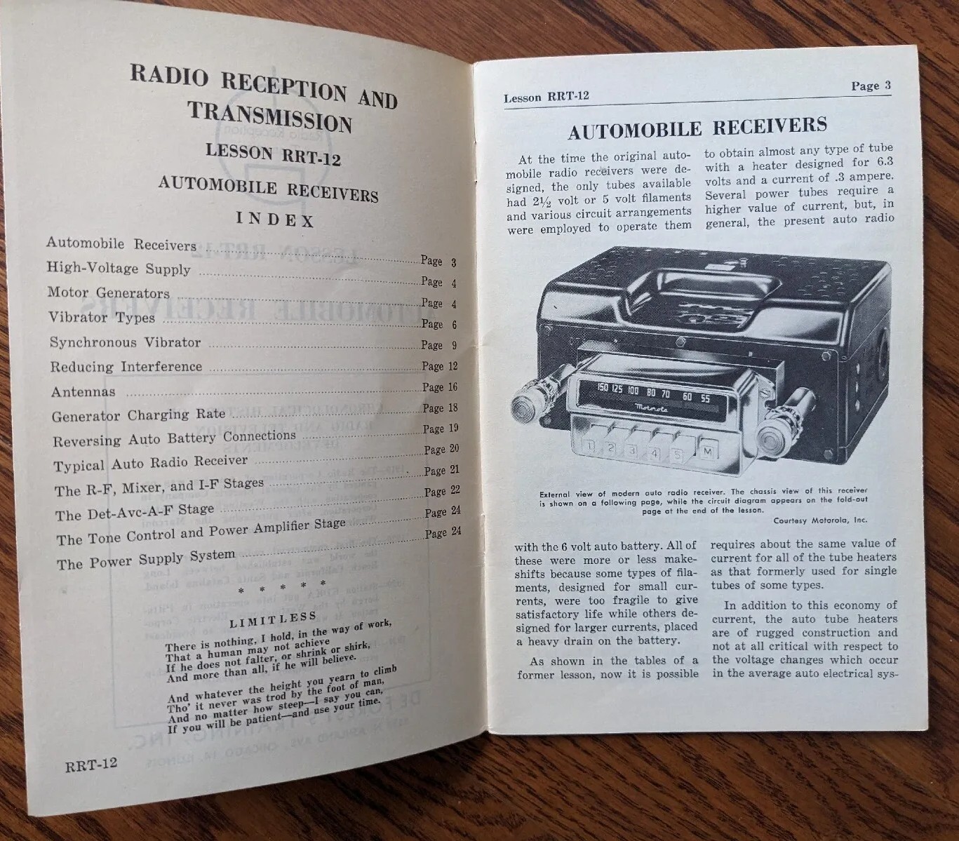 [Set of 15] Vintage De Forest’s Training Guides – Early TV, Radio & Electronics