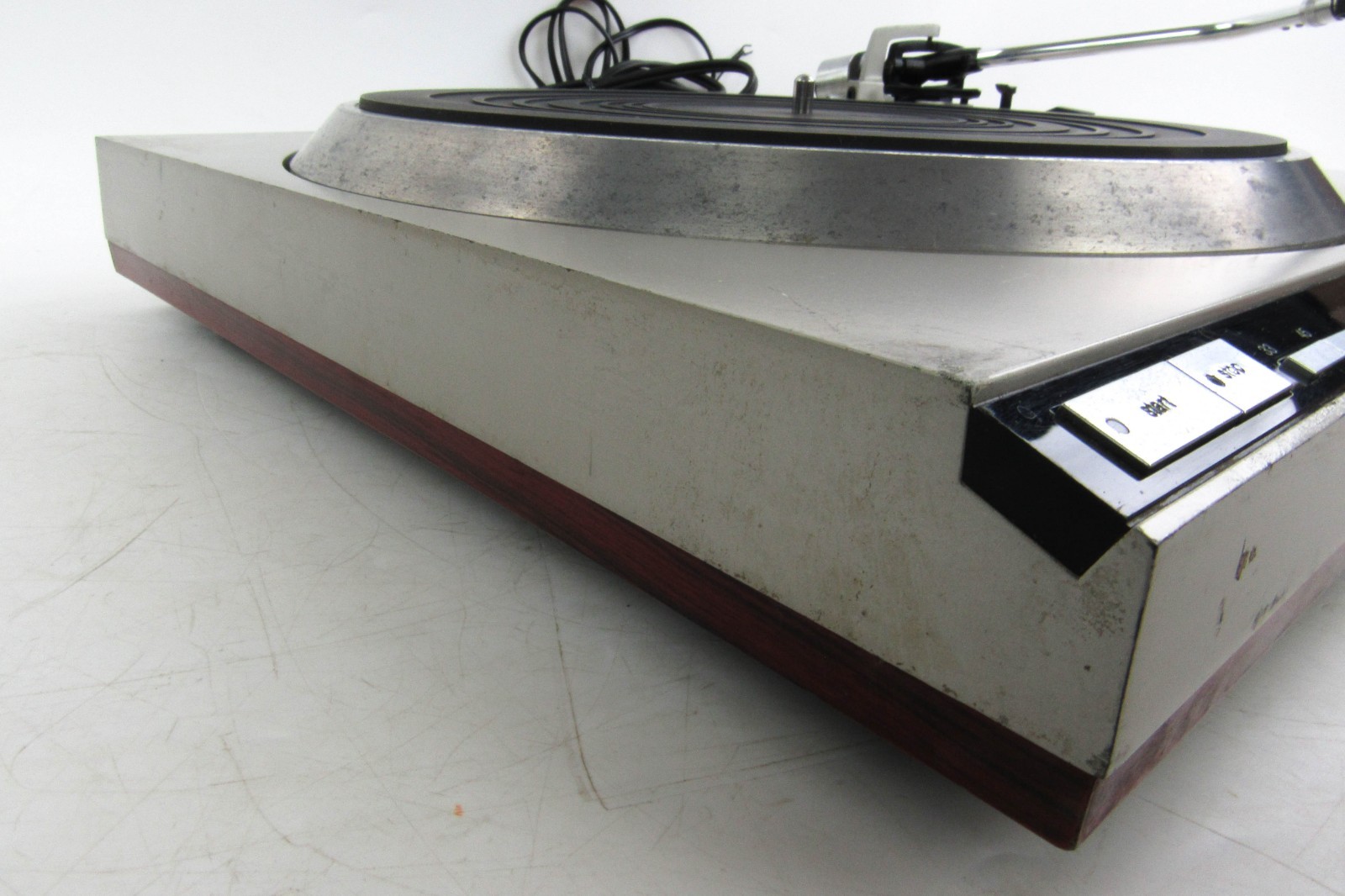 TECHNICS SL-1500MK2 Turntable FOR PARTS ONLY SEE VIDEO