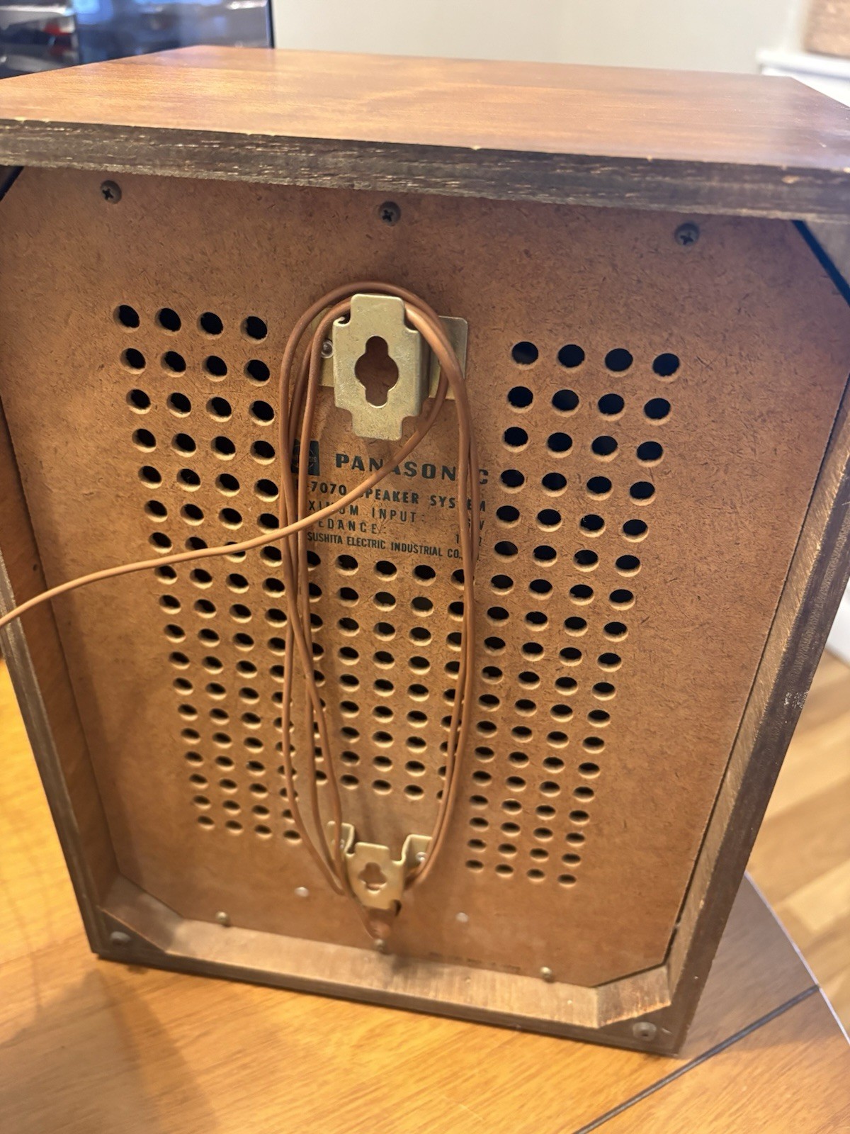 Vintage Panasonic Speakers System. Model RE-7070. Both Work And Sound Great